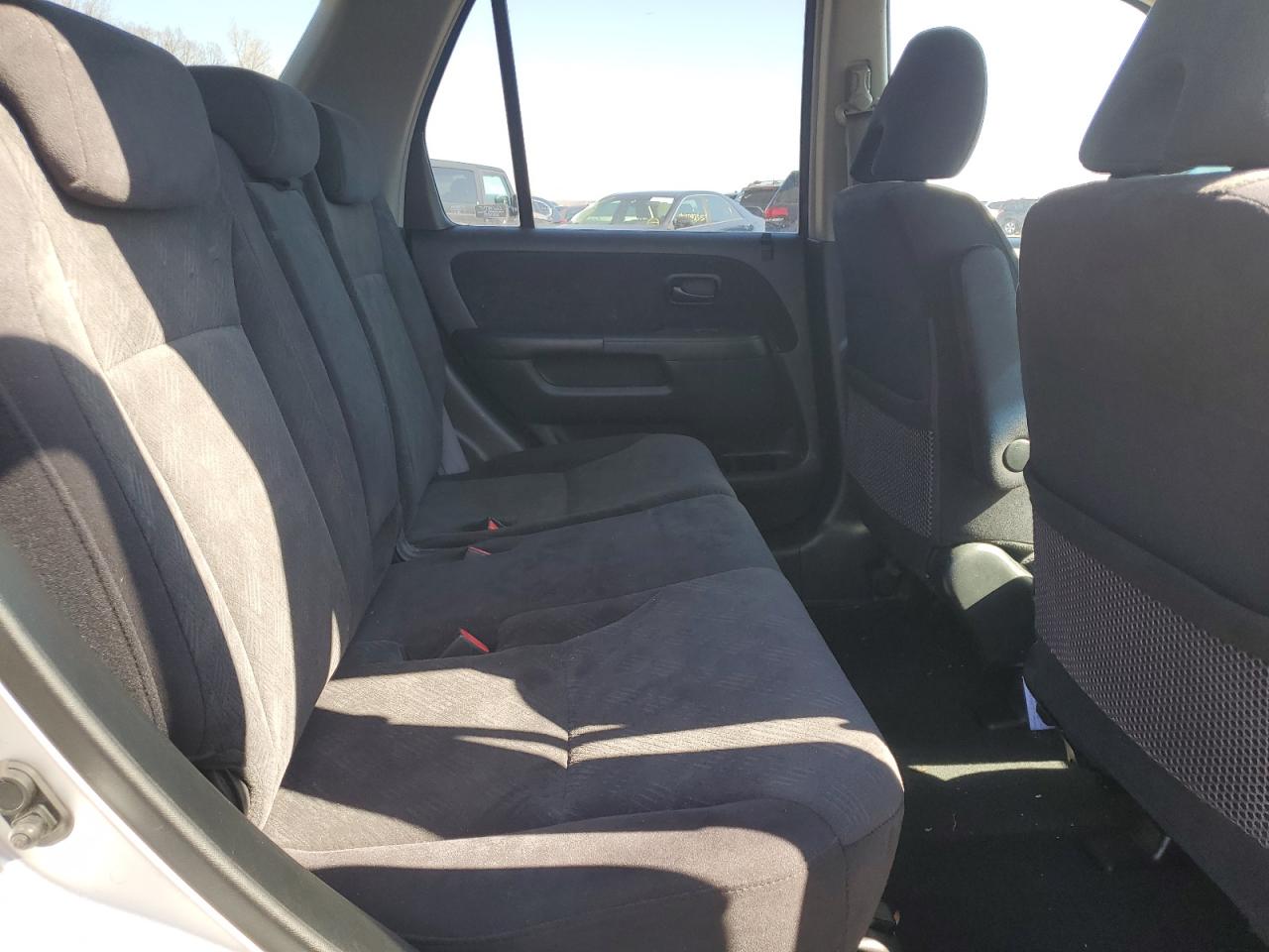 2006 Honda CR-V - Image 11