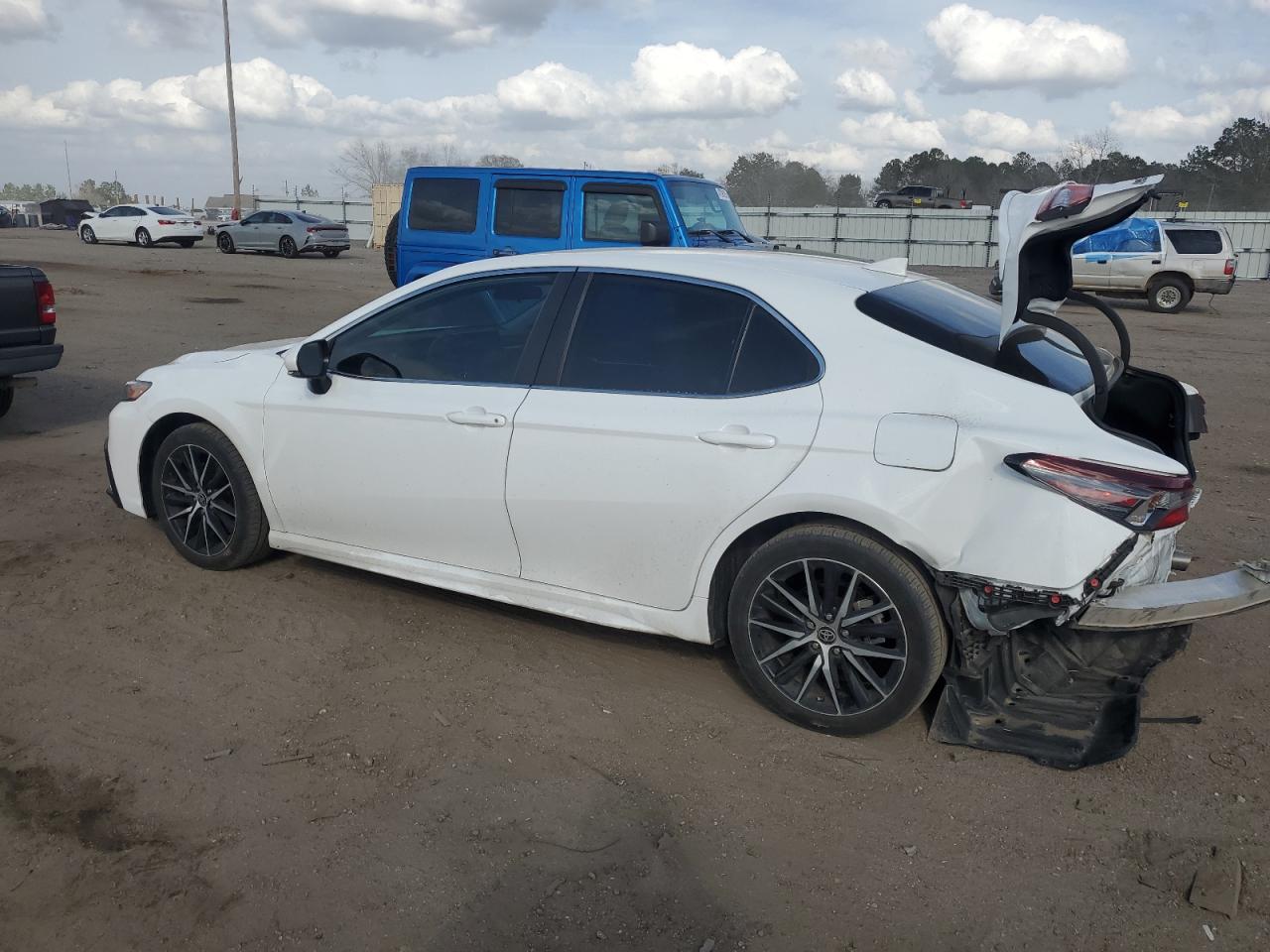 2024 Toyota Camry - Image 2