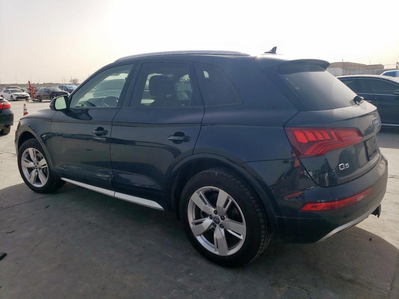 2018 Audi Q5 - Image 2
