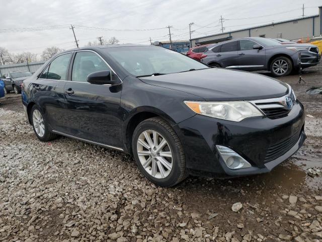 Sedans TOYOTA CAMRY 2014 Czarny