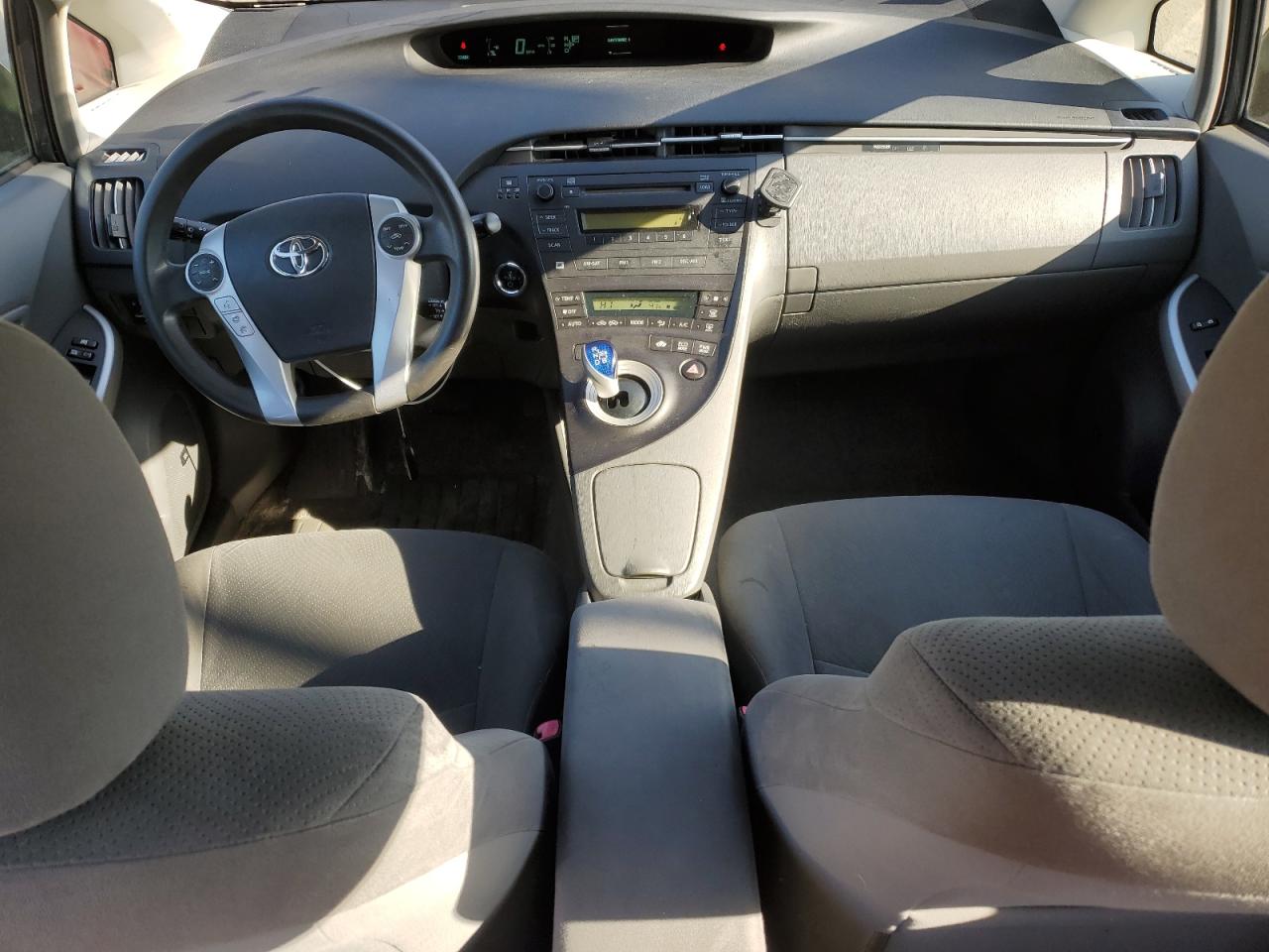 2010 Toyota Prius - Image 8