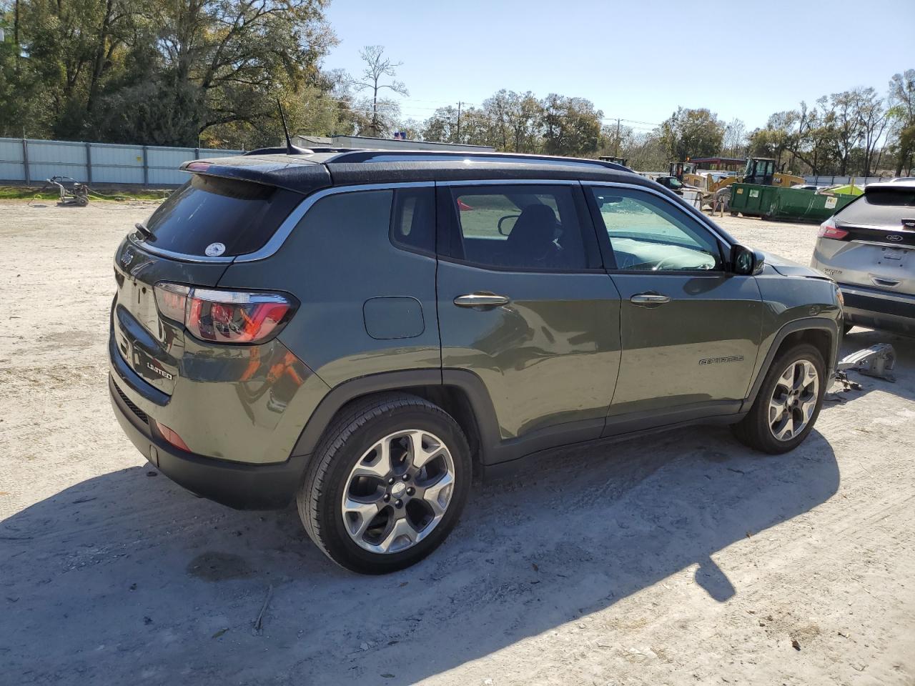 2018 Jeep Compass - Image 3