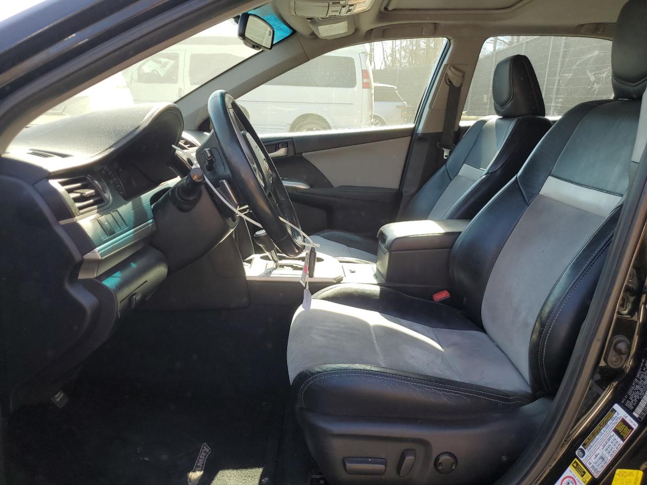 2012 Toyota Camry - Image 7
