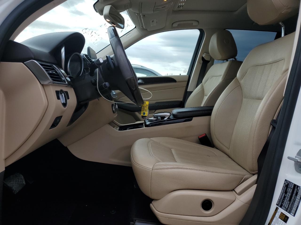 2016 Mercedes-Benz GLE - Image 7