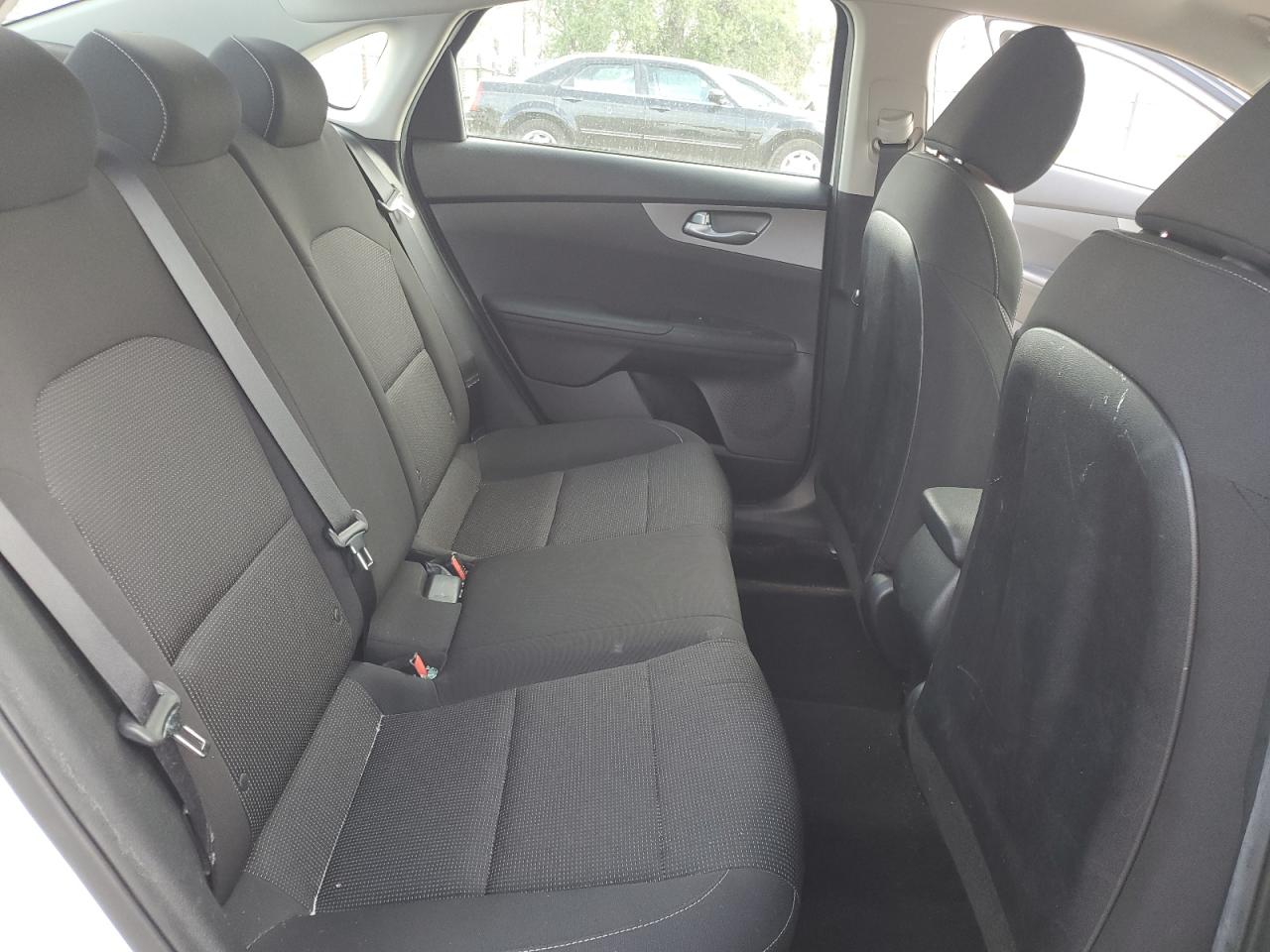 2019 Kia Forte - Image 10
