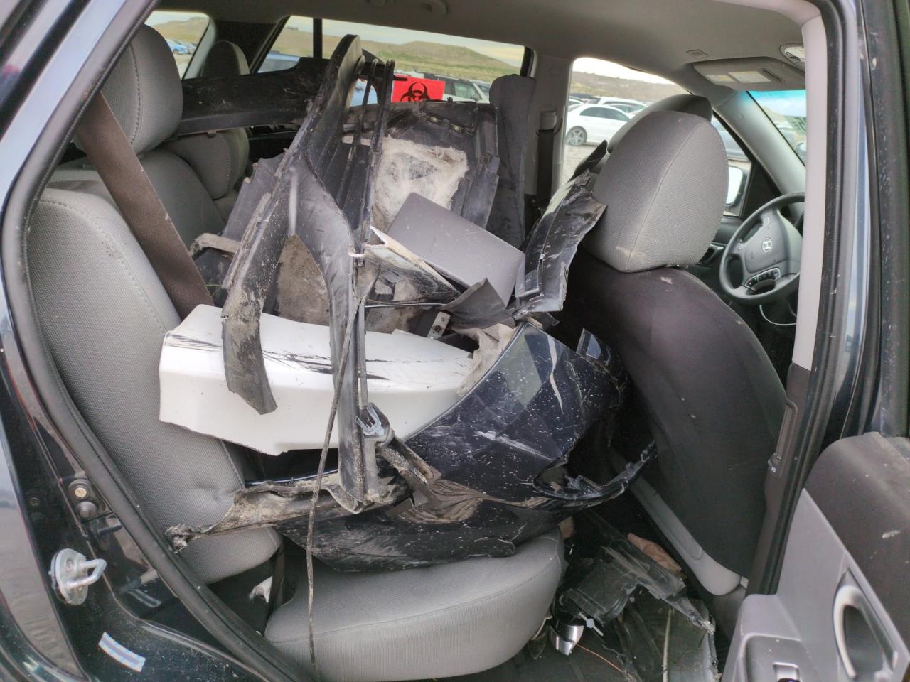 2010 Hyundai Santa Fe - Image 10