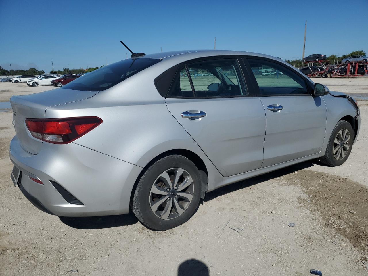 2022 Kia Rio - Image 3