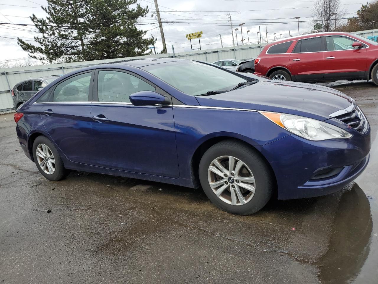 2012 Hyundai Sonata - Image 4
