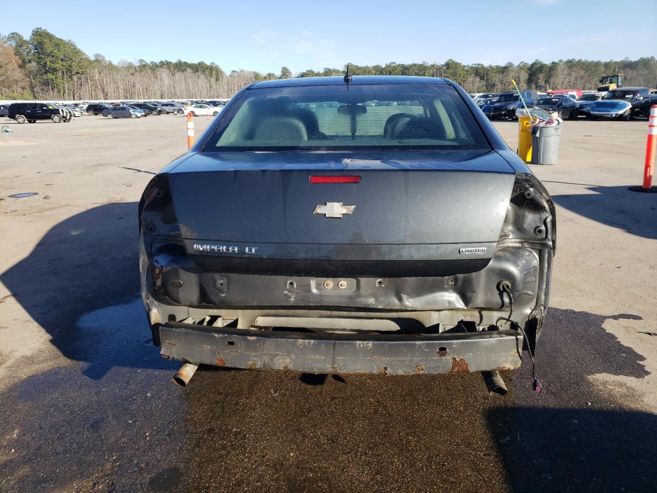 2015 Chevrolet Impala - Image 6