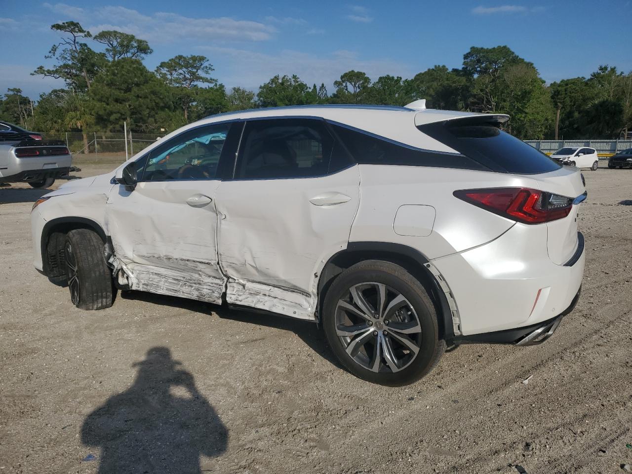 2017 Lexus RX - Image 2
