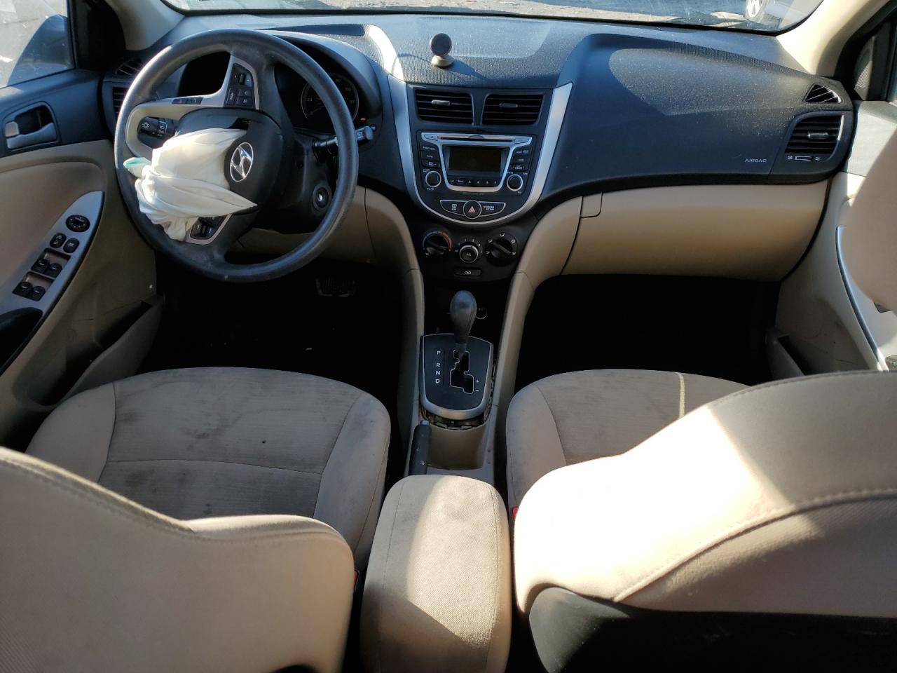2017 Hyundai Accent - Image 8