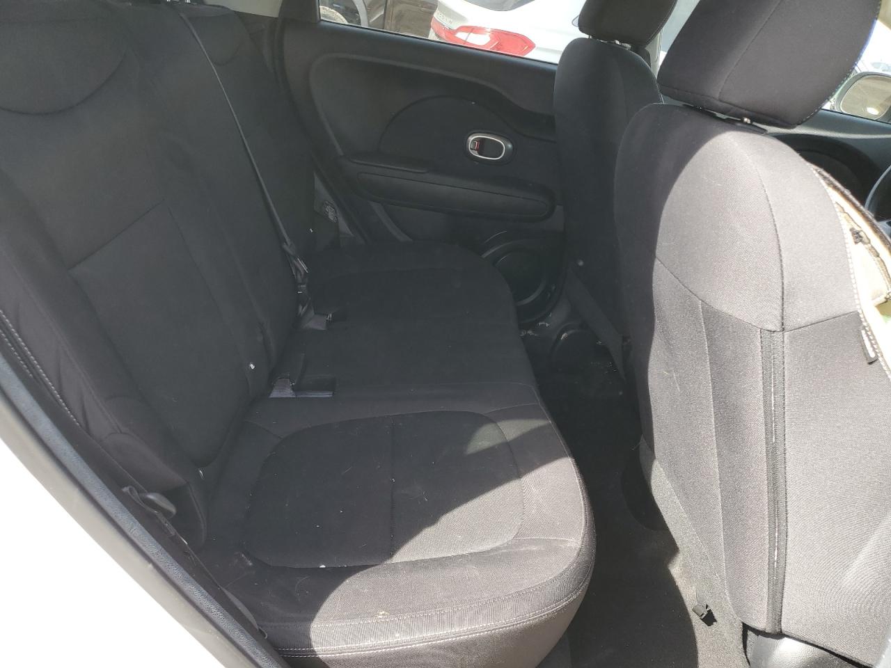 2015 Kia Soul - Image 11