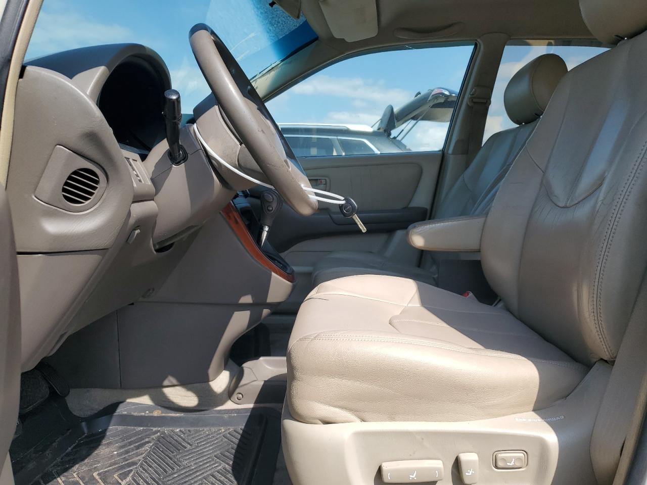 2000 Lexus RX - Image 7