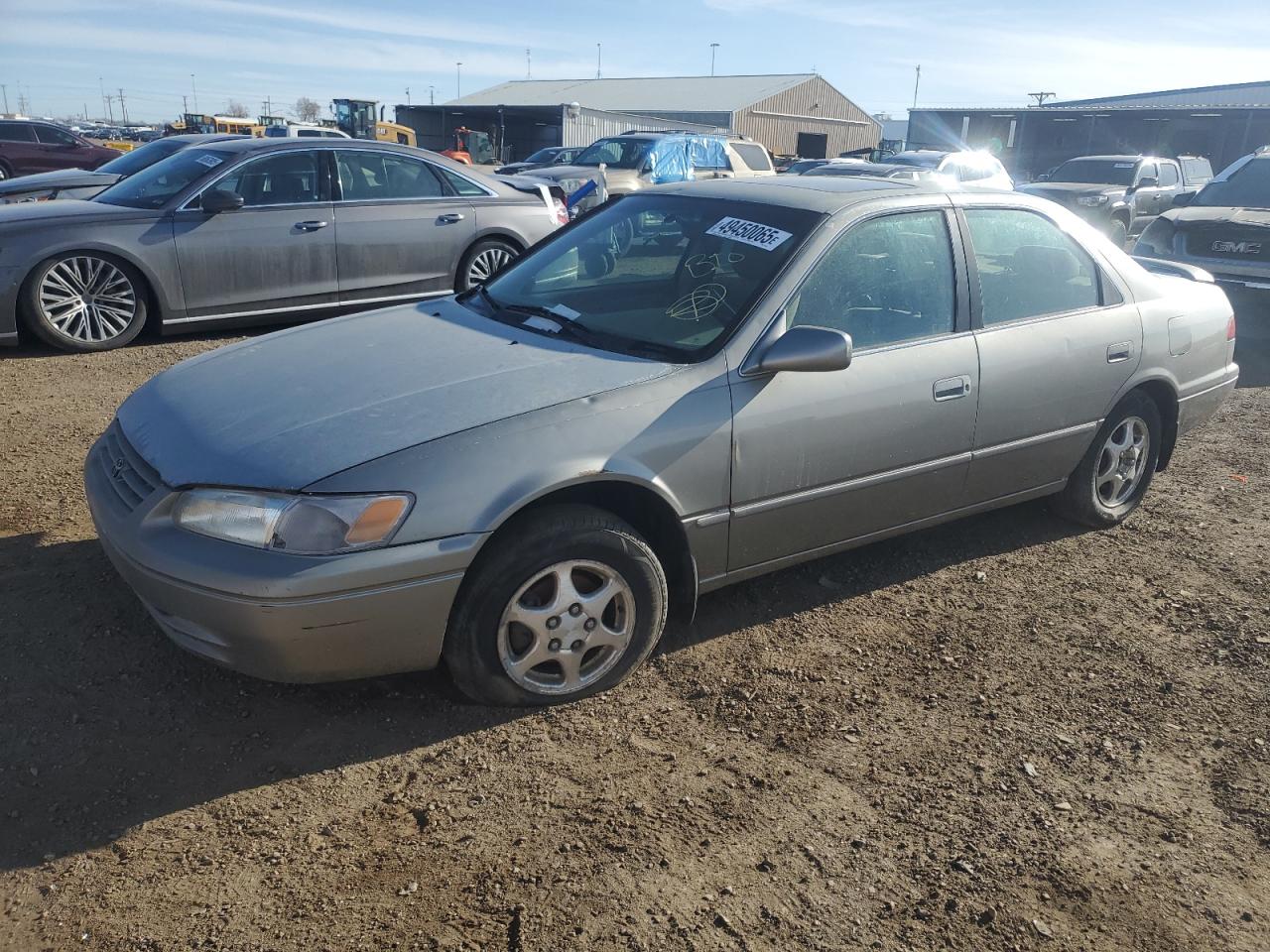 1998 Toyota Camry Le for Sale in Brighton, CO - Minor Dent/Scratches