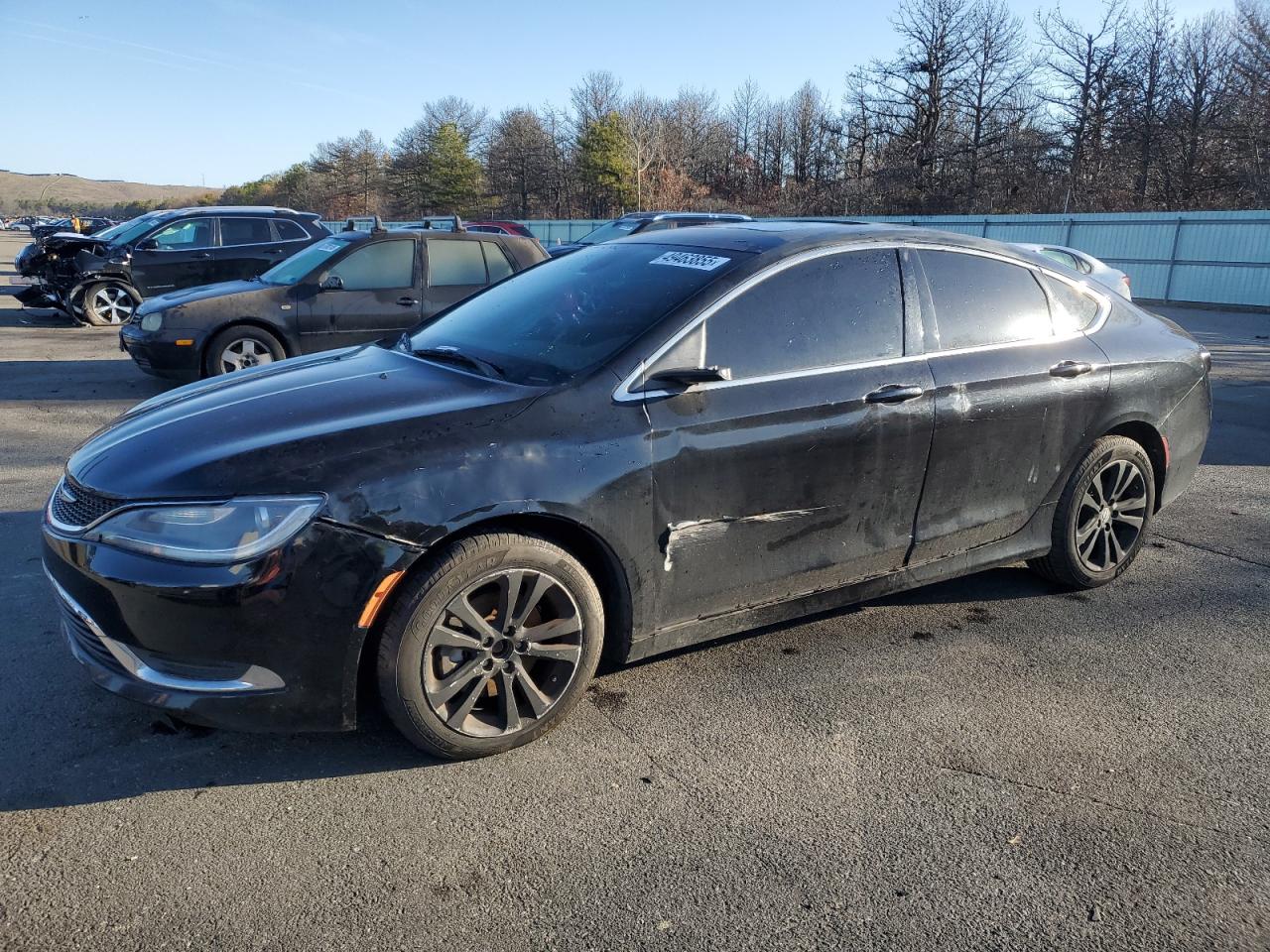 2015 Chrysler 200 Limited zu verkaufen in Brookhaven, NY - Side