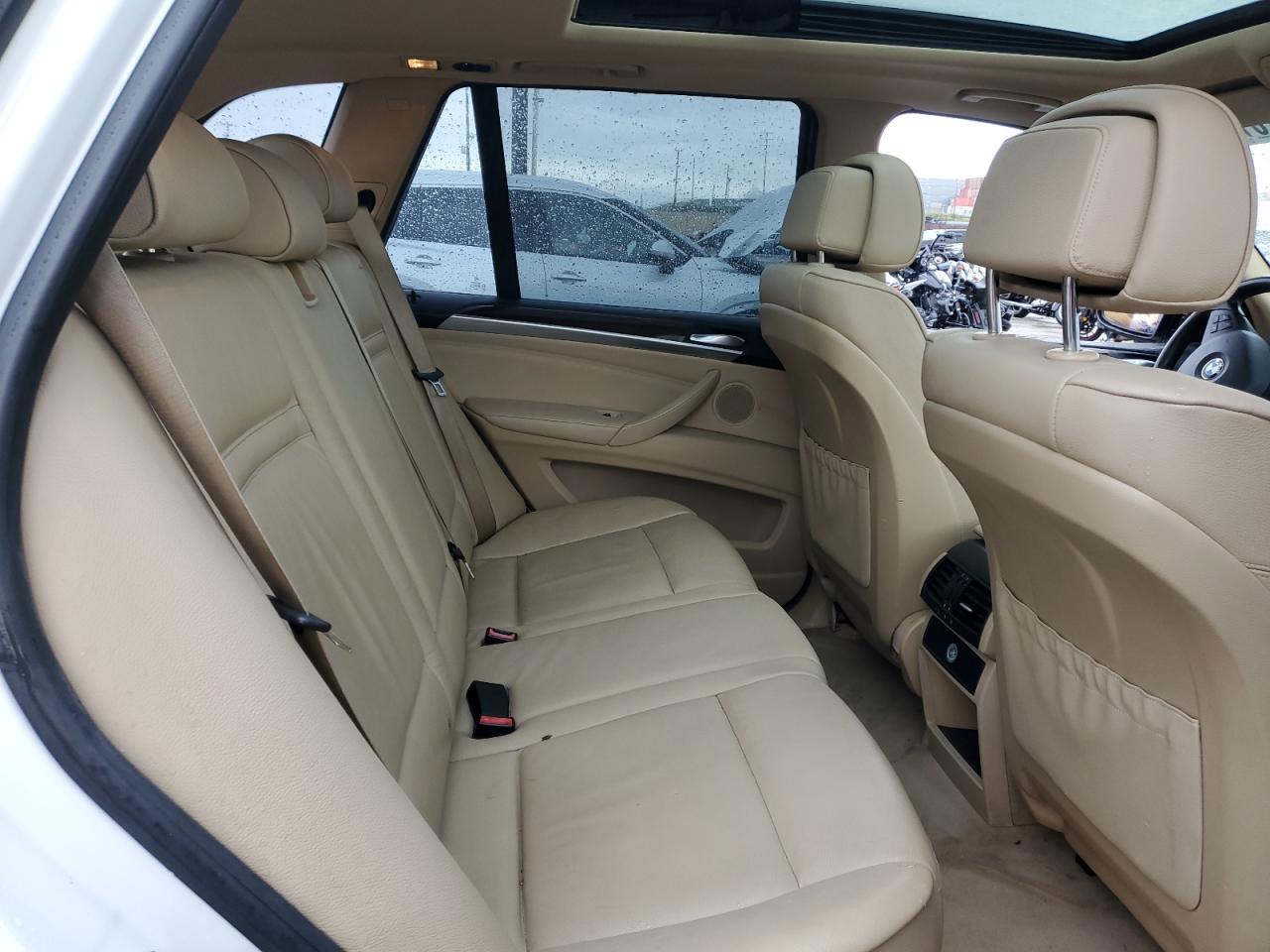 2010 BMW X5 - Image 12