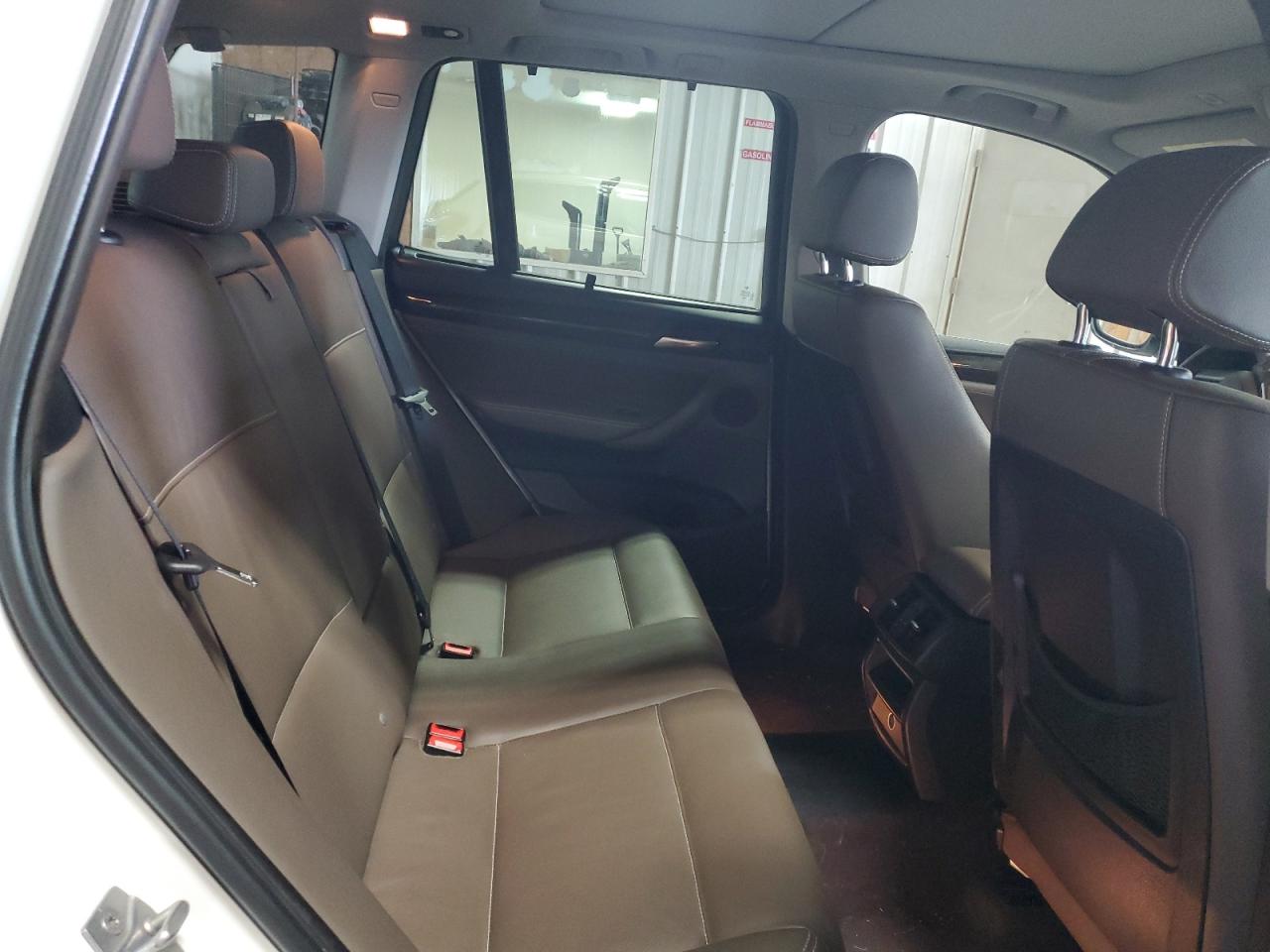 2011 BMW X3 - Image 11