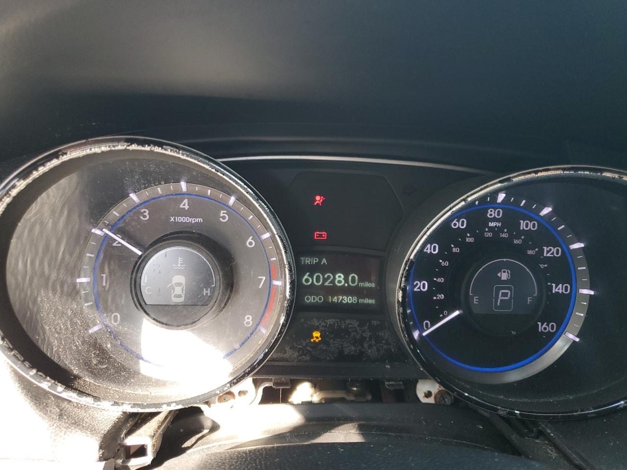 2014 Hyundai Sonata - Image 9