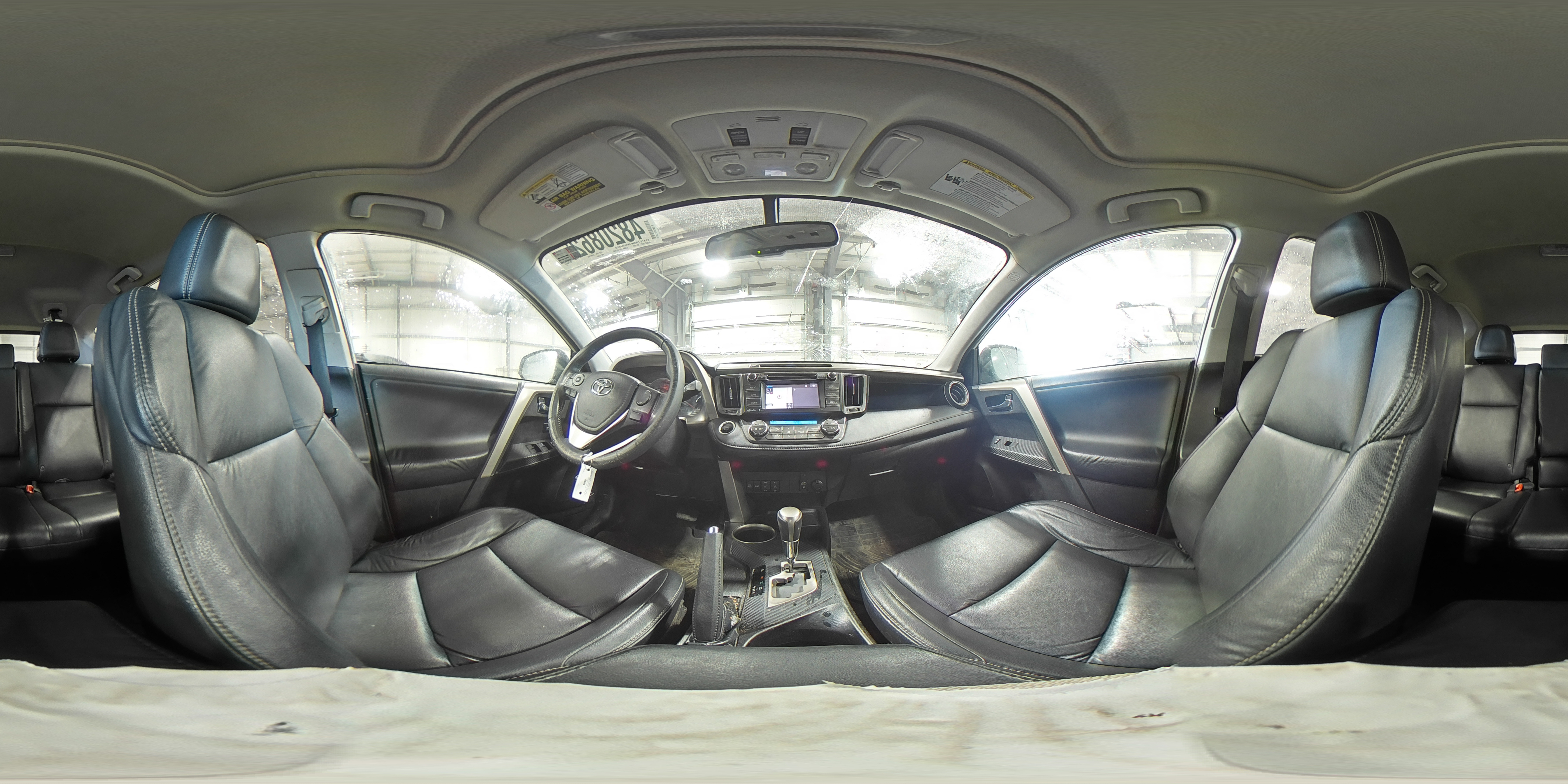 2015 Toyota RAV 4 - Image 15