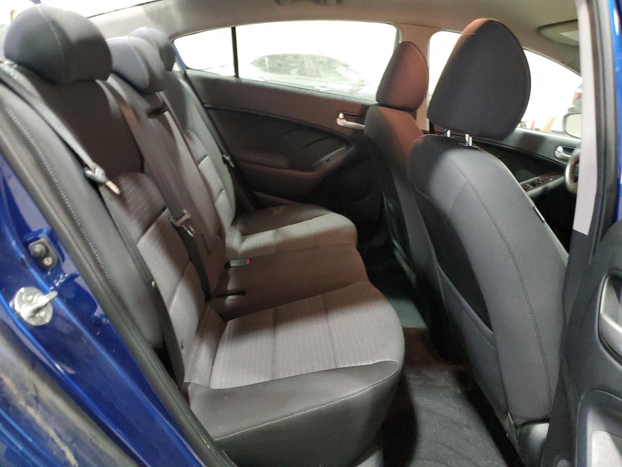 2018 Kia Forte - Image 10