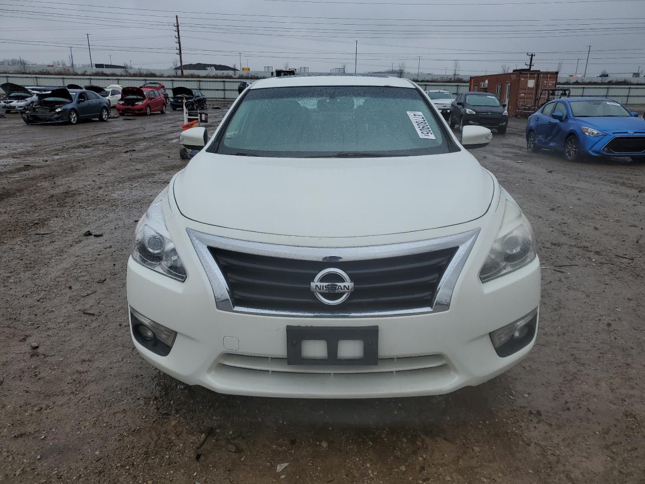 2015 Nissan Altima - Image 5