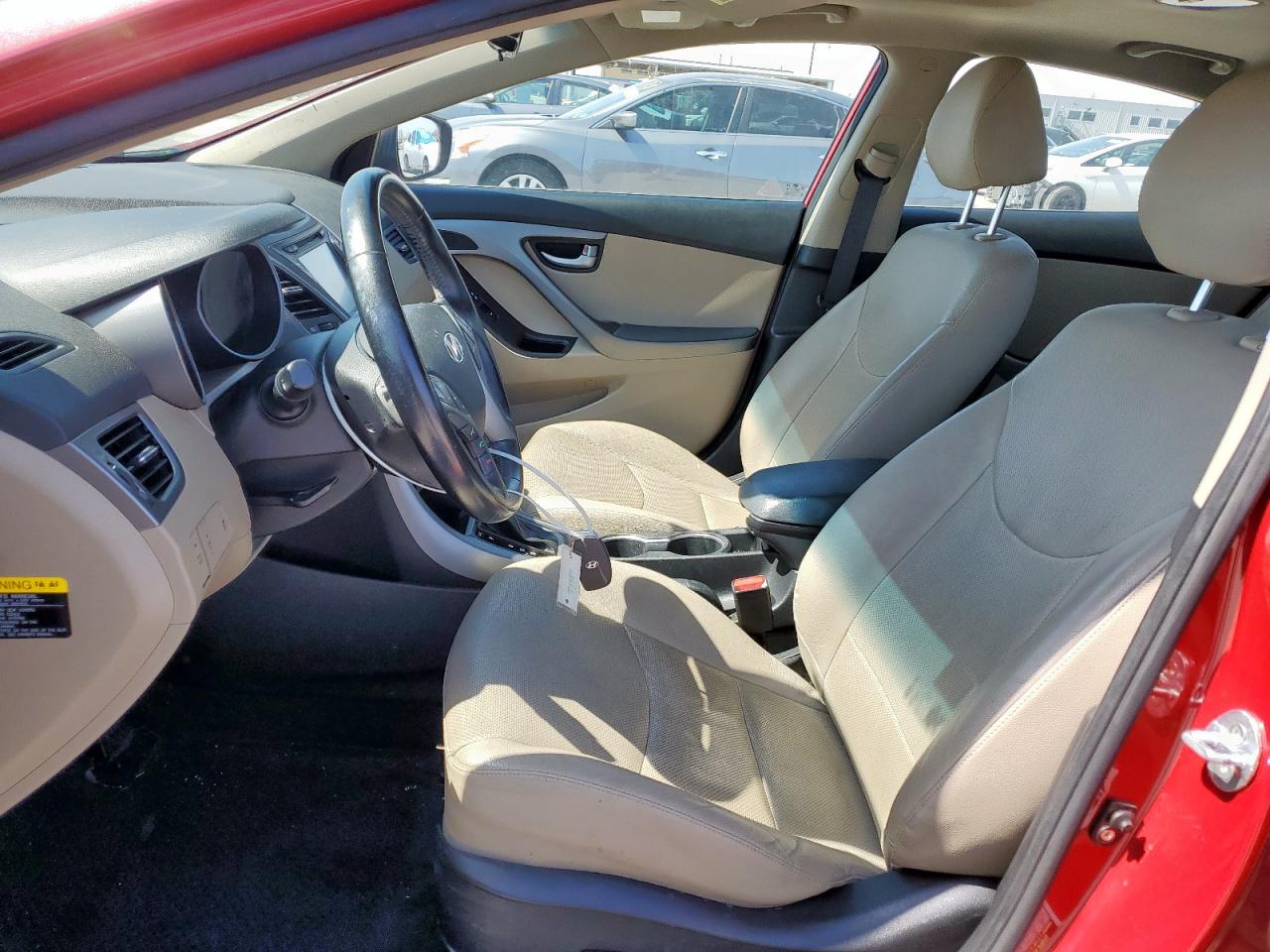 2016 Hyundai Elantra - Image 7