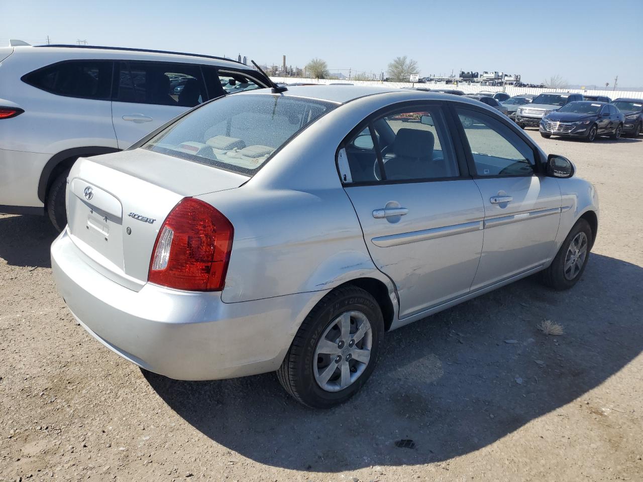 2009 Hyundai Accent - Image 3