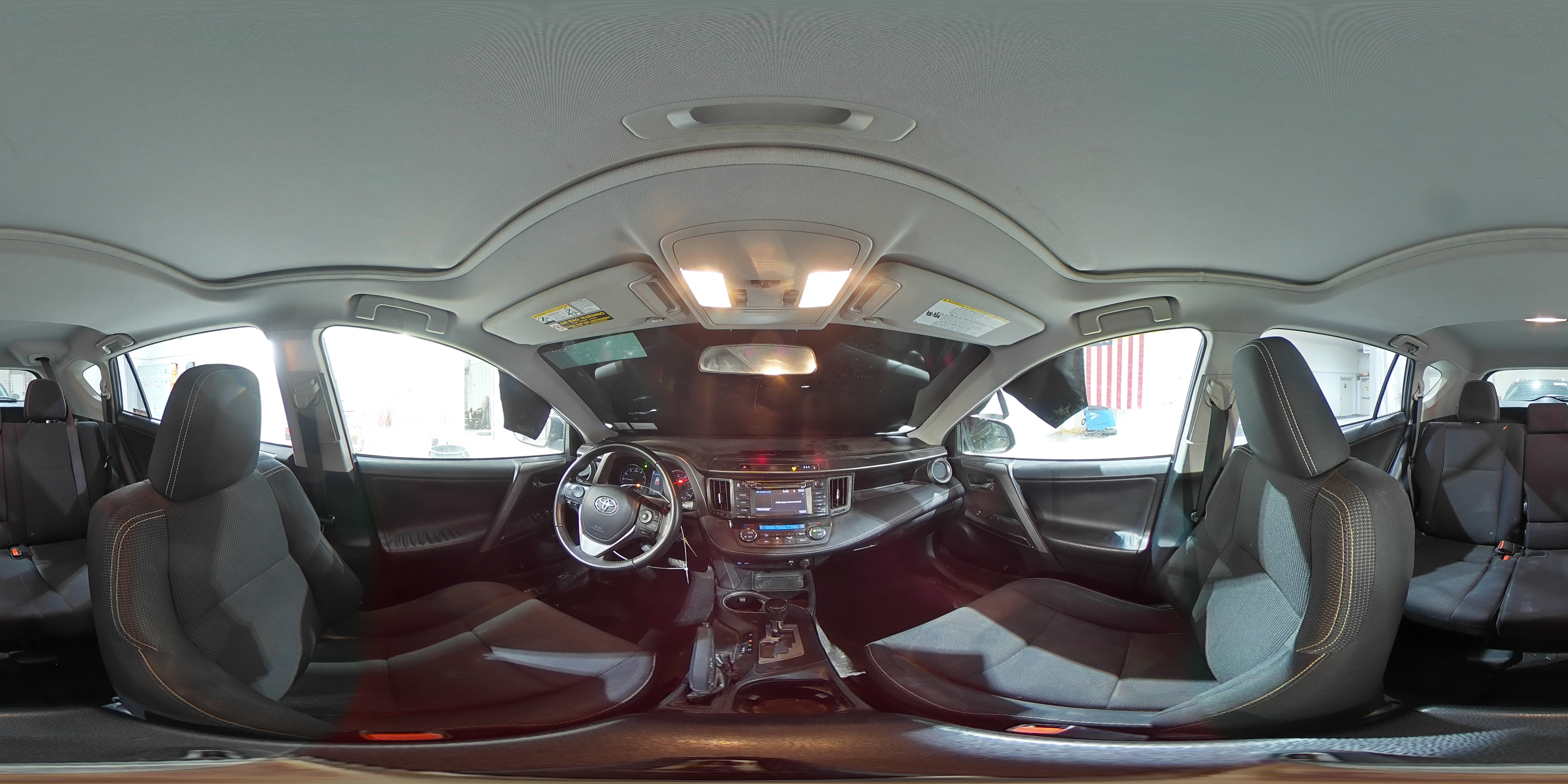 2017 Toyota RAV 4 - Image 15