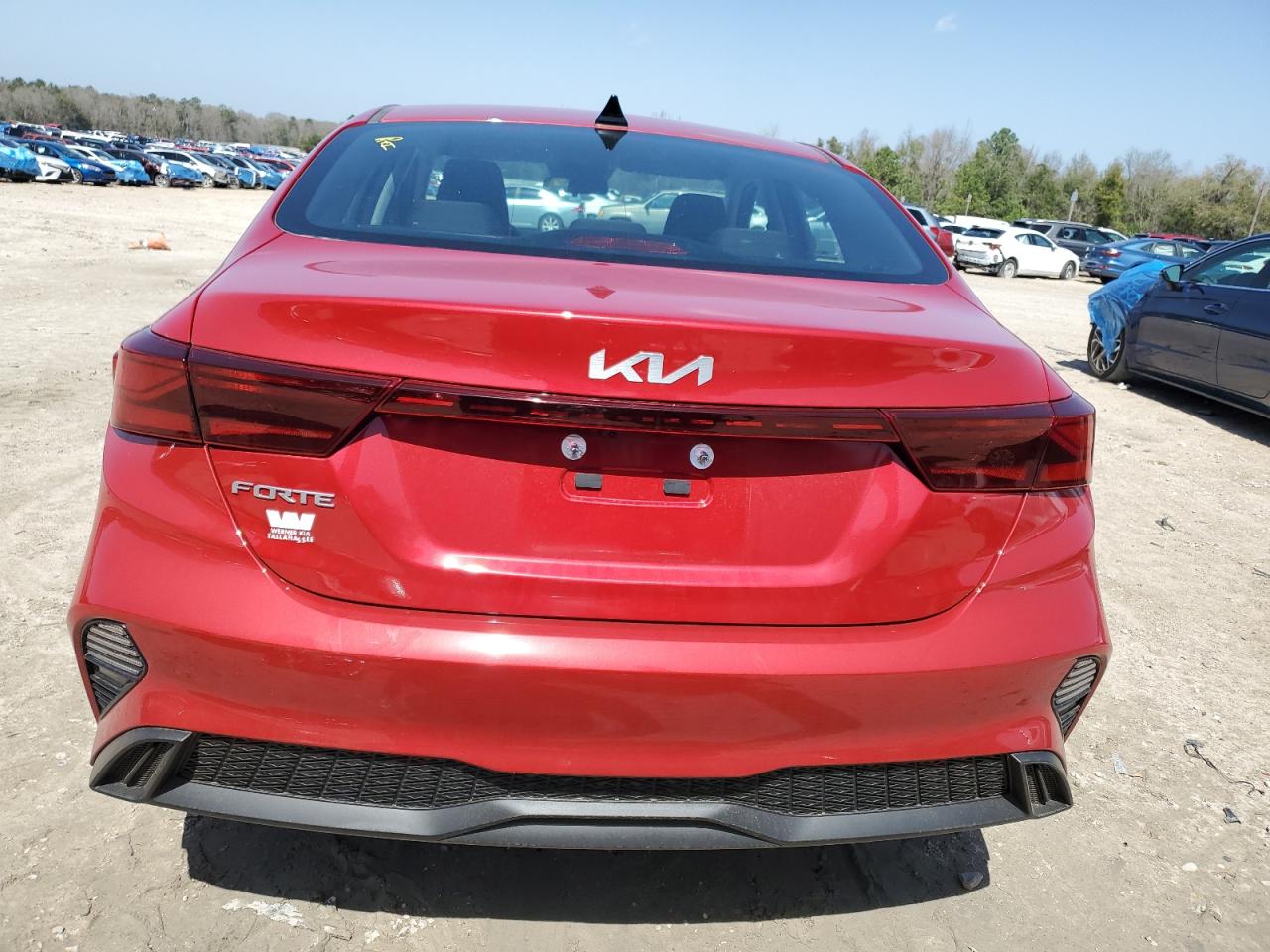 2024 Kia Forte - Image 6