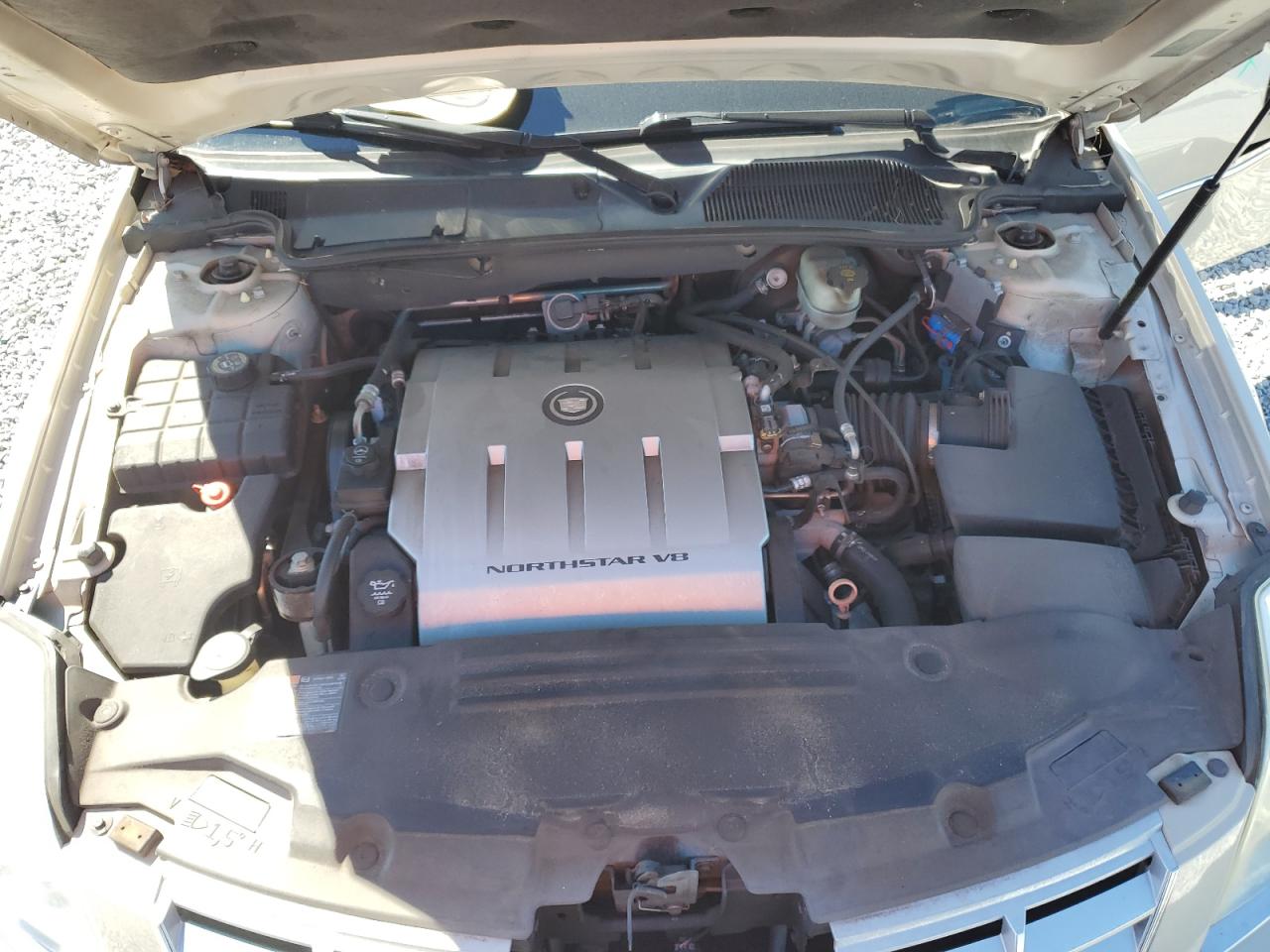 2011 Cadillac DTS - Image 11