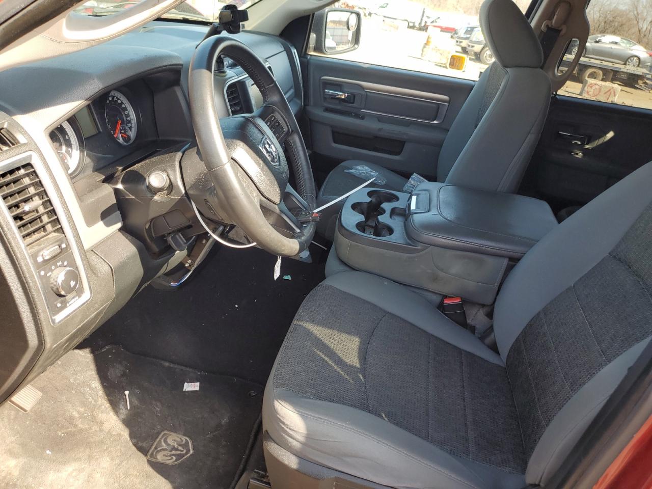 2014 RAM 1500 - Image 7