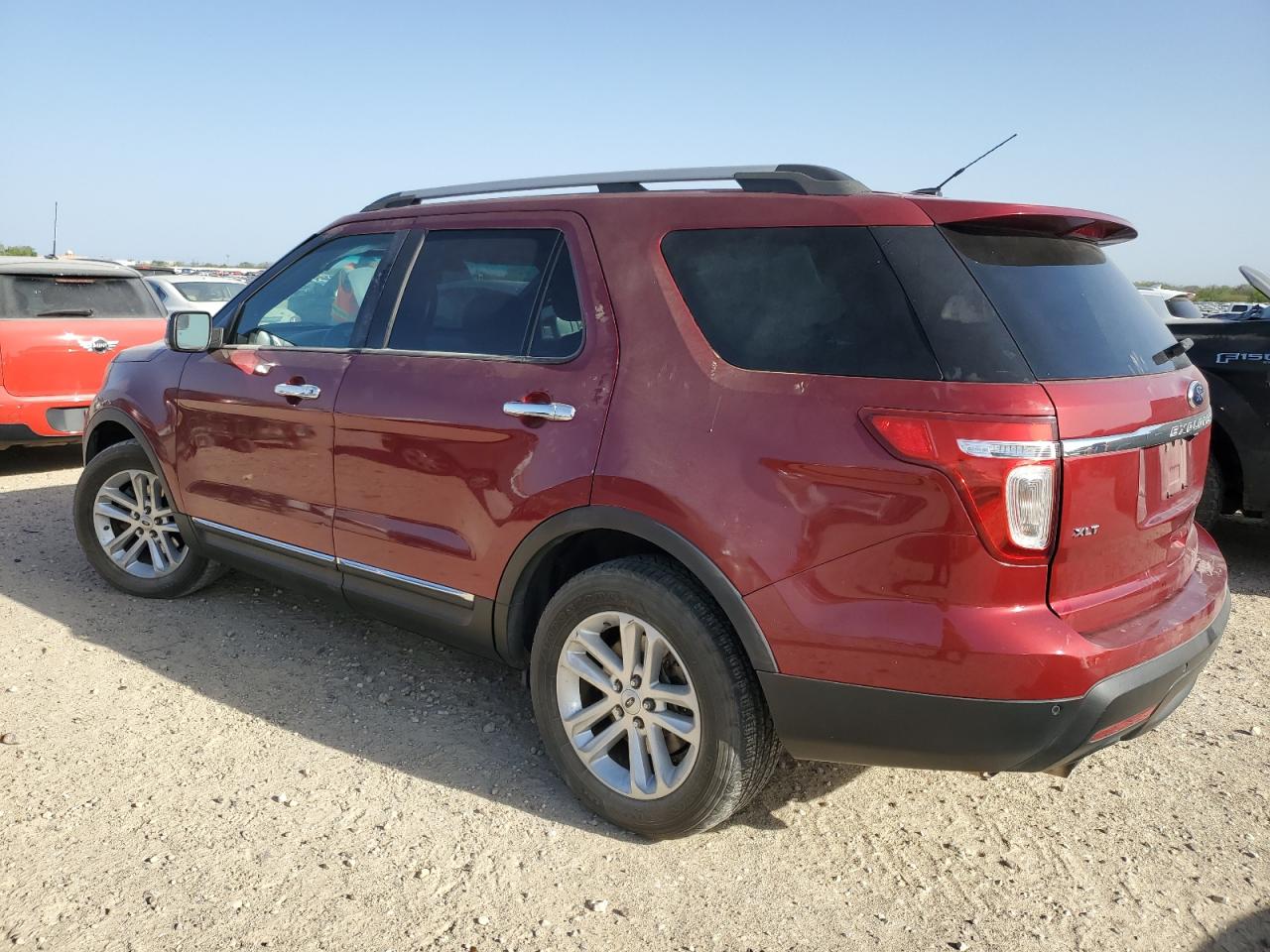 2013 Ford Explorer - Image 2