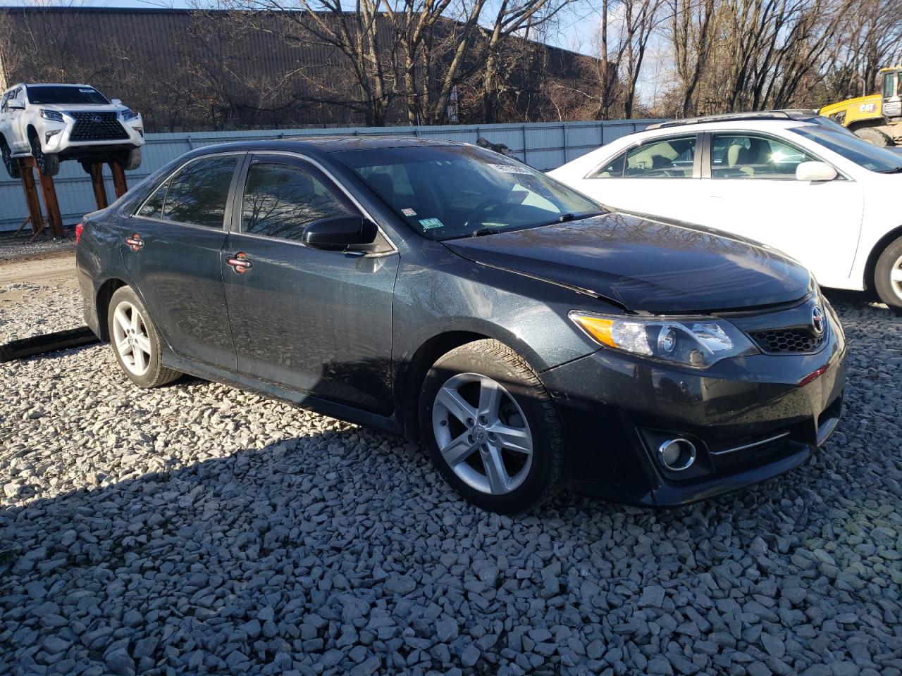 2014 Toyota Camry - Image 4