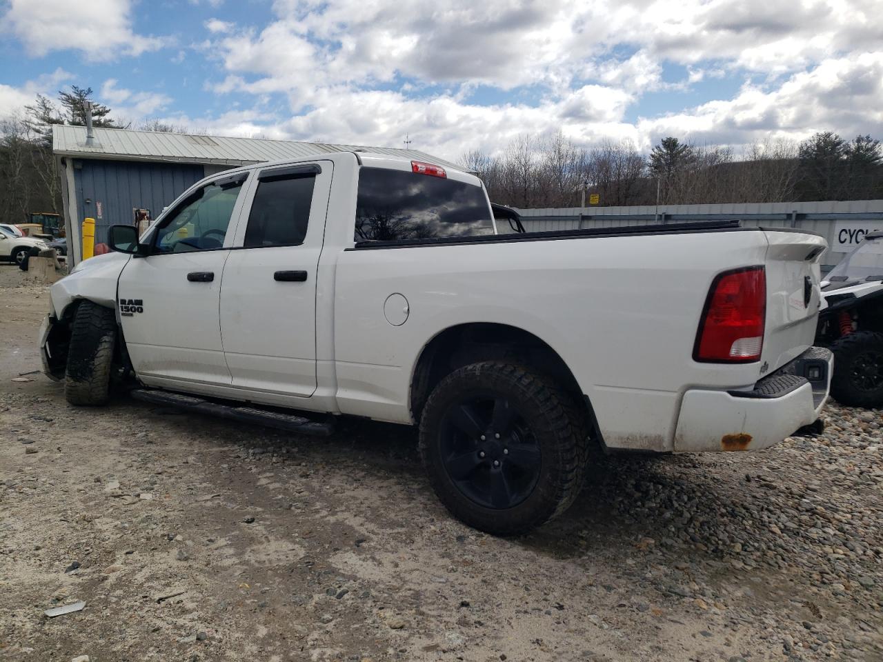 2019 RAM 1500 - Image 2