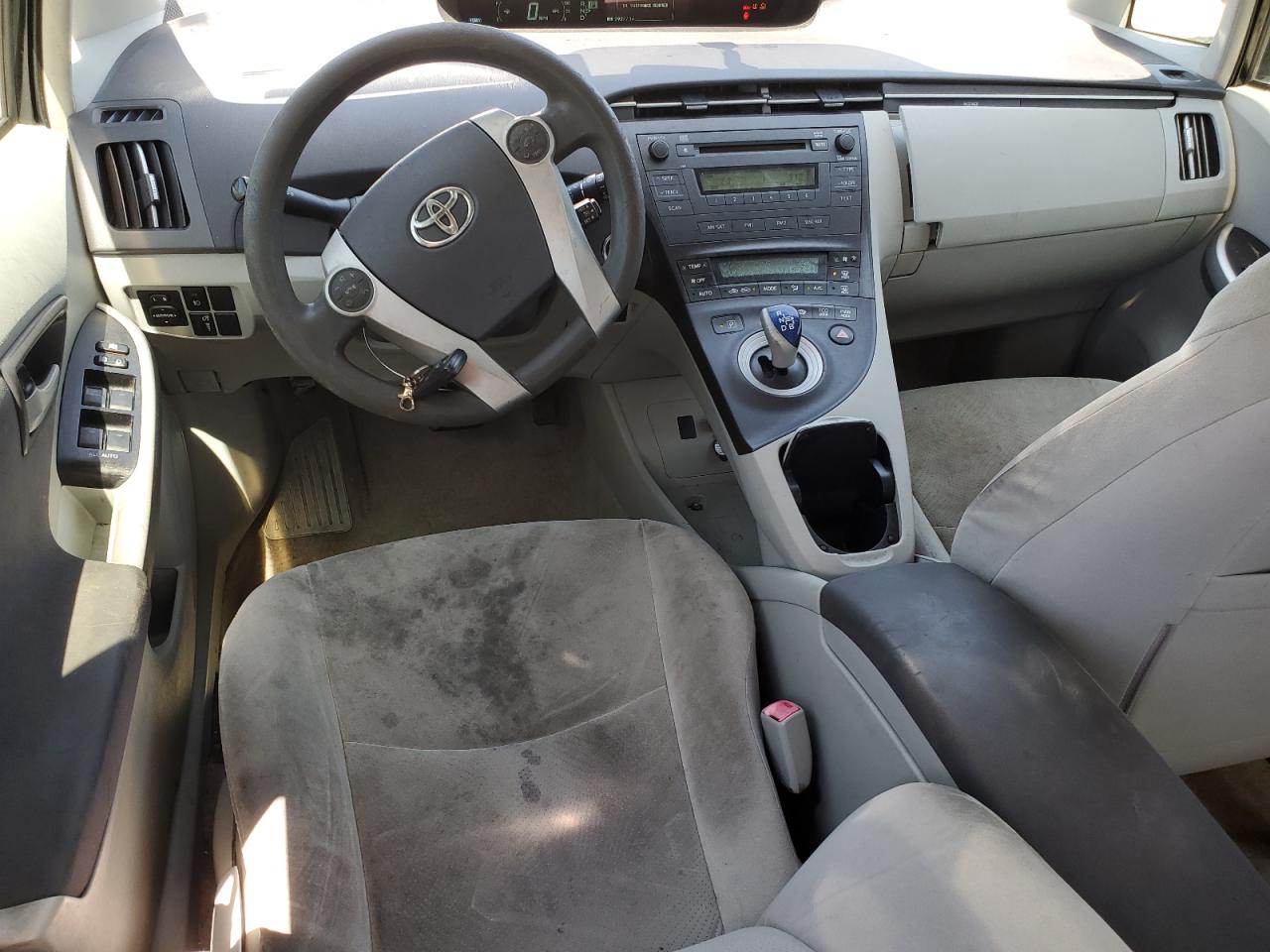 2011 Toyota Prius - Image 8