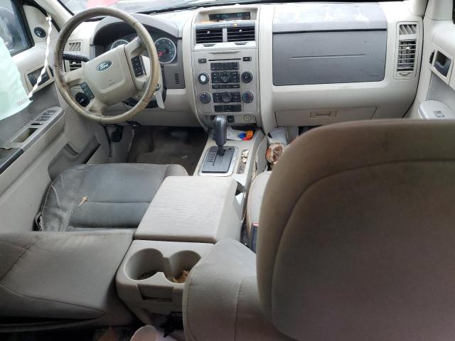 Паркетники FORD ESCAPE 2012 Красный