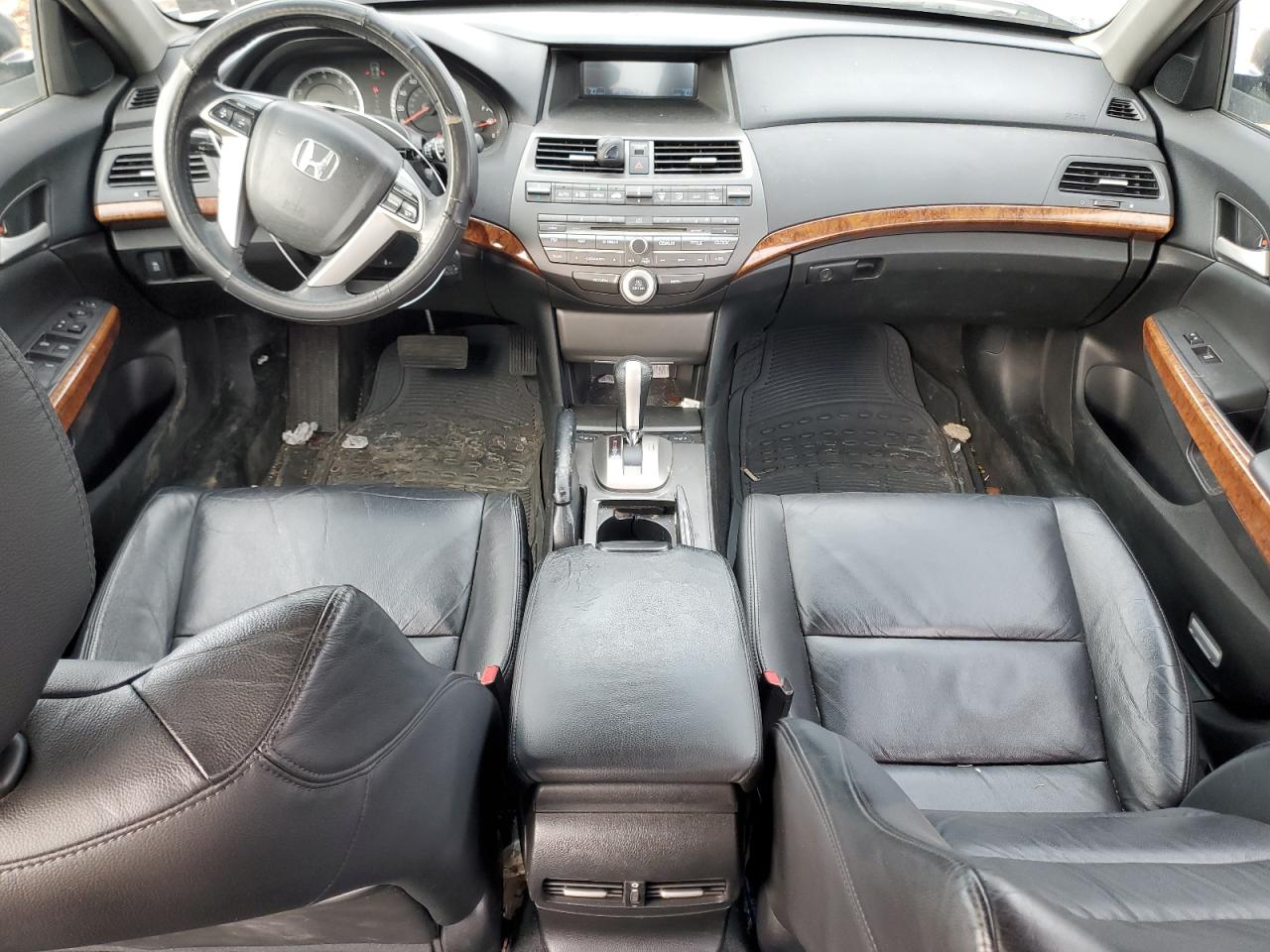2012 Honda Accord - Image 8