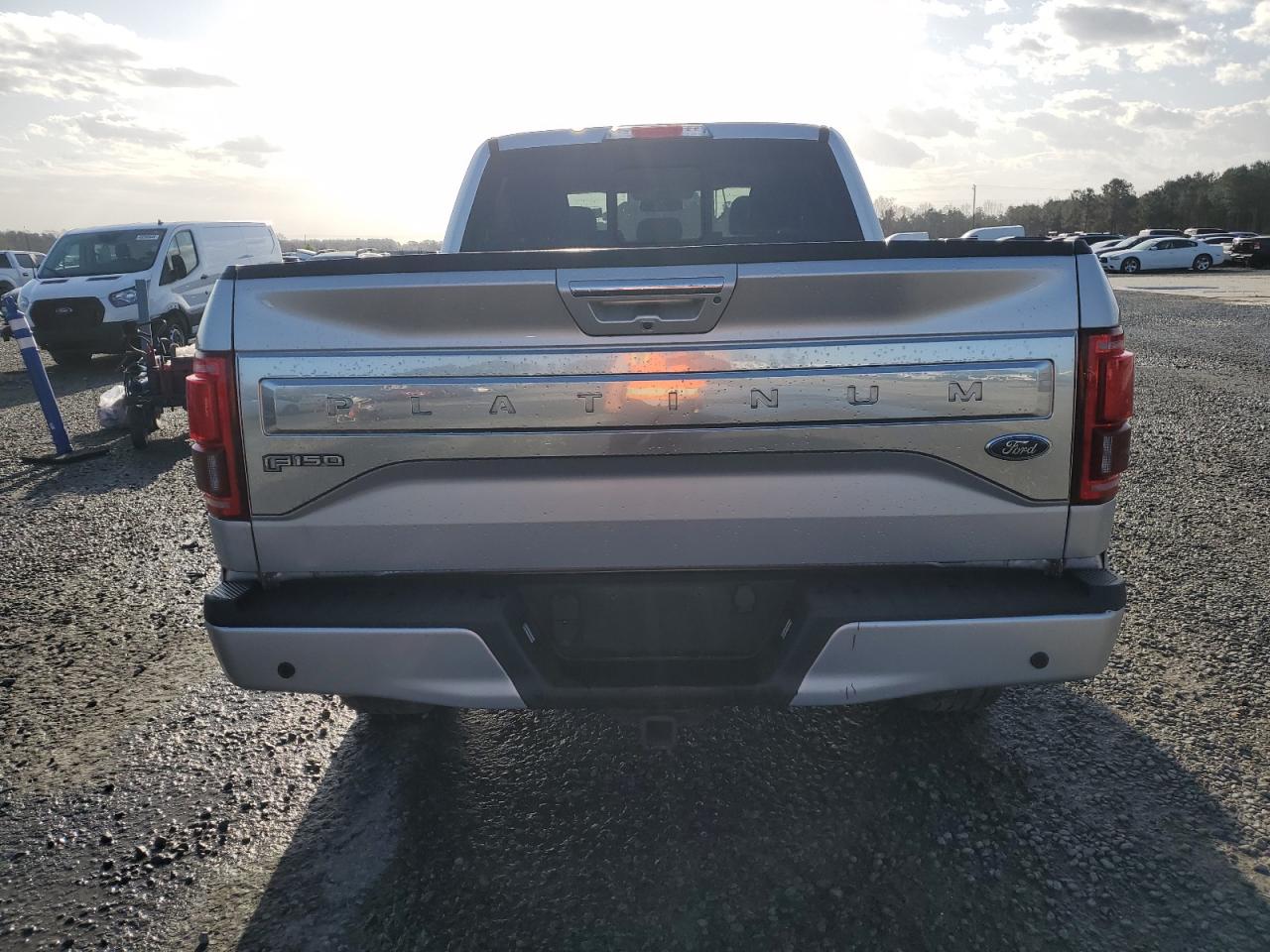 2015 Ford F-150 - Image 6