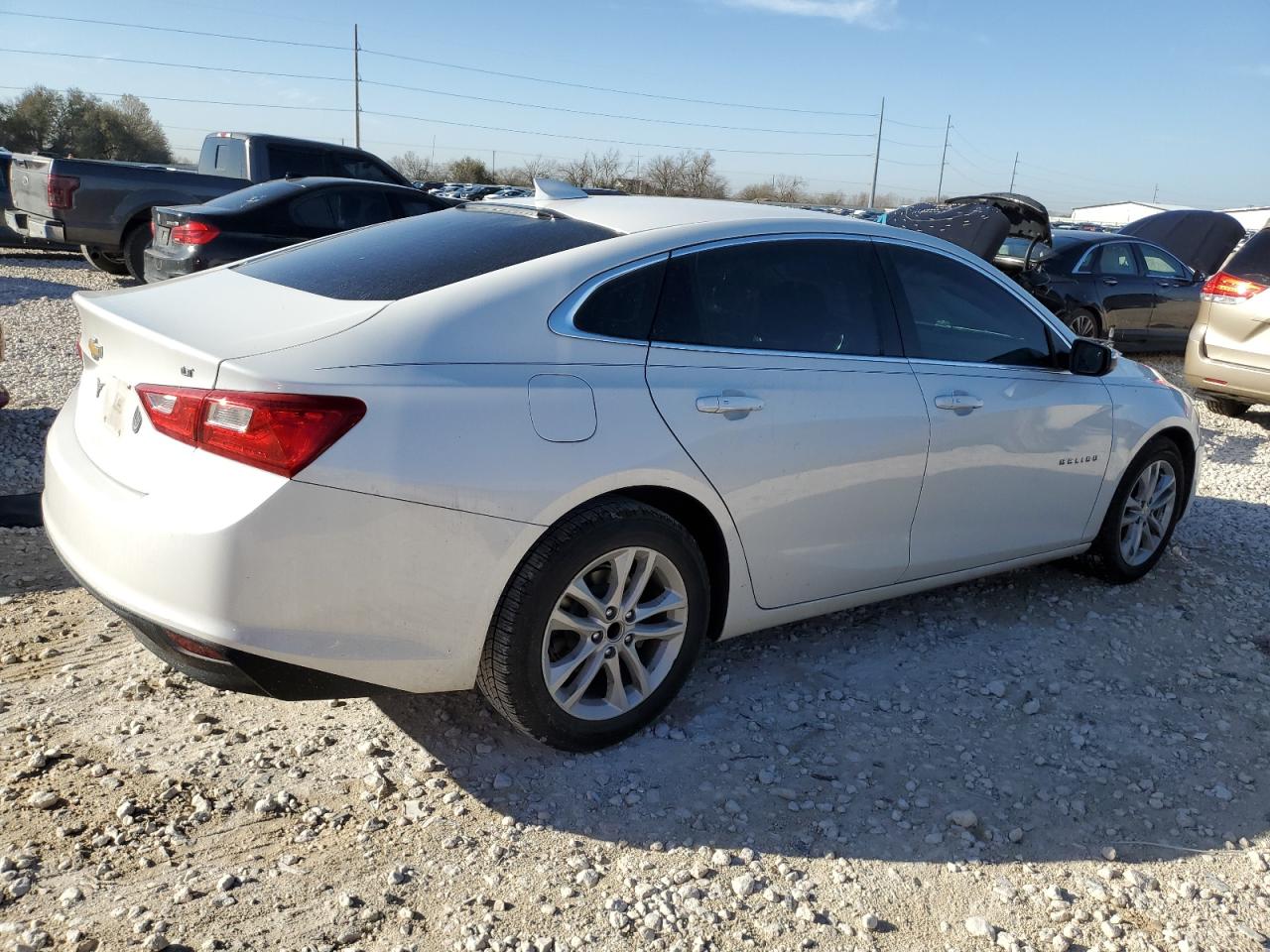 2017 Chevrolet Malibu - Image 3