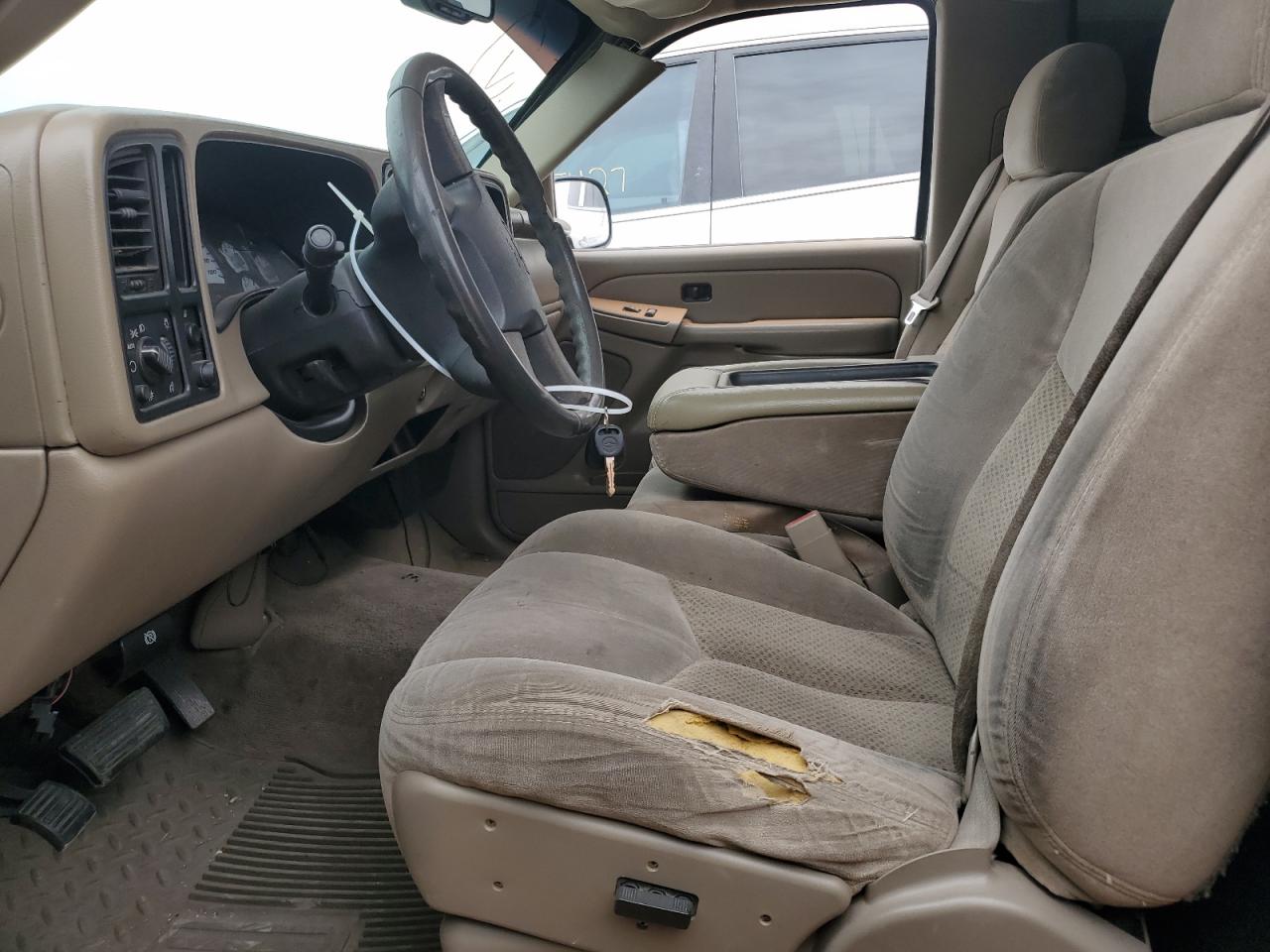 2006 Chevrolet Silverado - Image 7