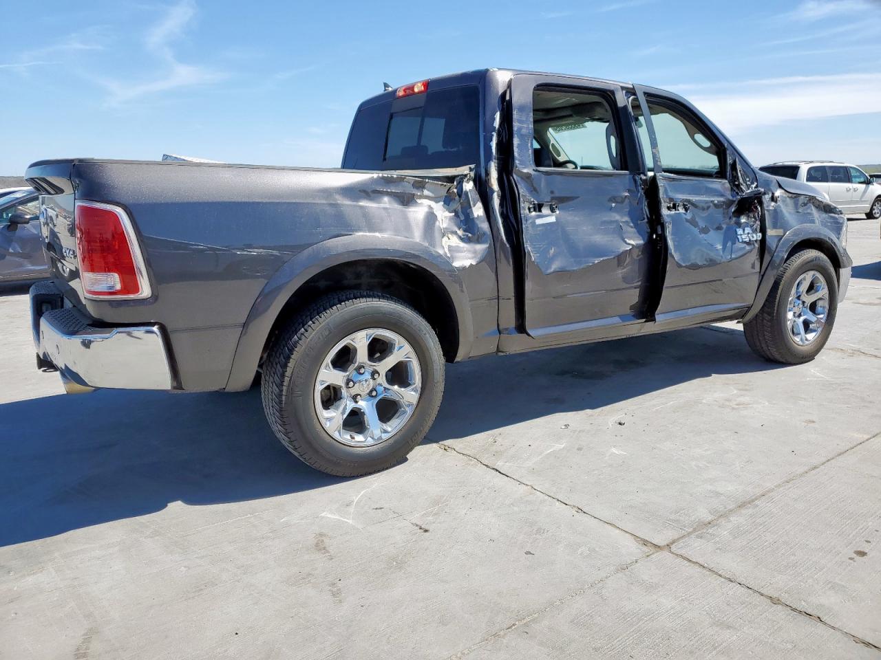 2018 RAM 1500 - Image 3