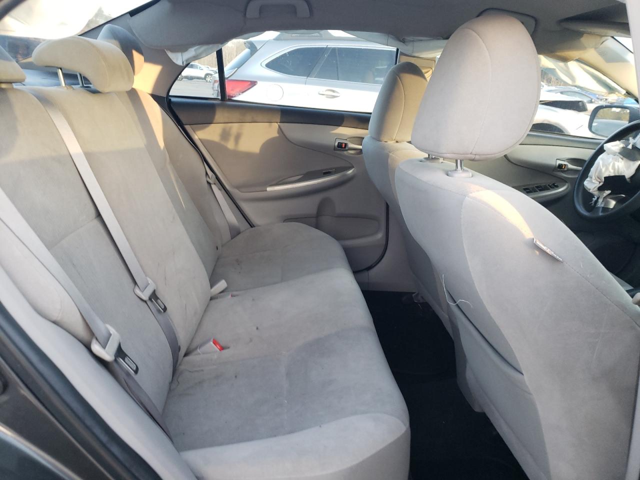 2011 Toyota Corolla - Image 10