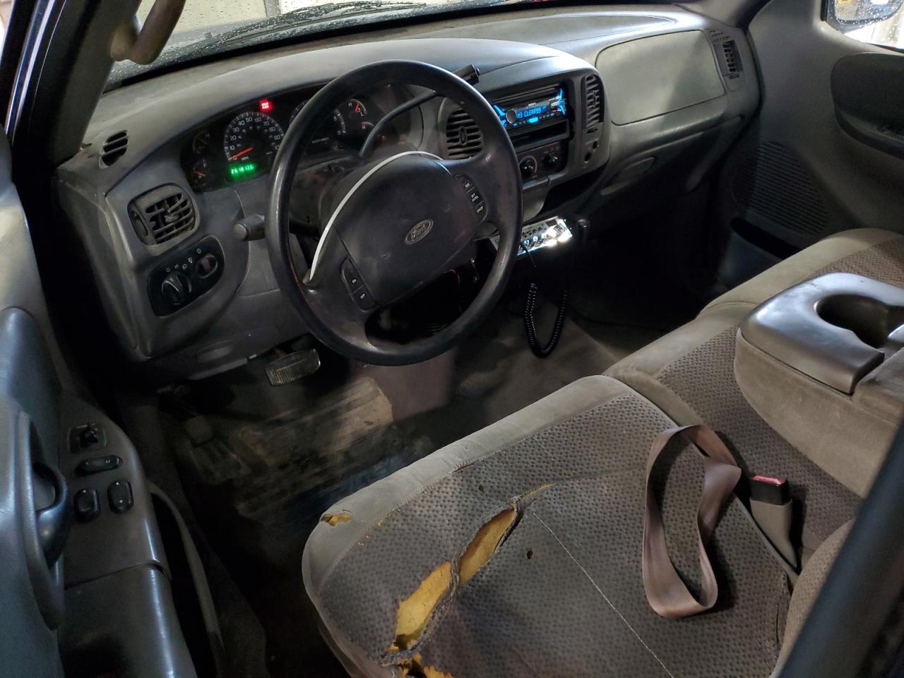 2000 Ford F-150 - Image 8