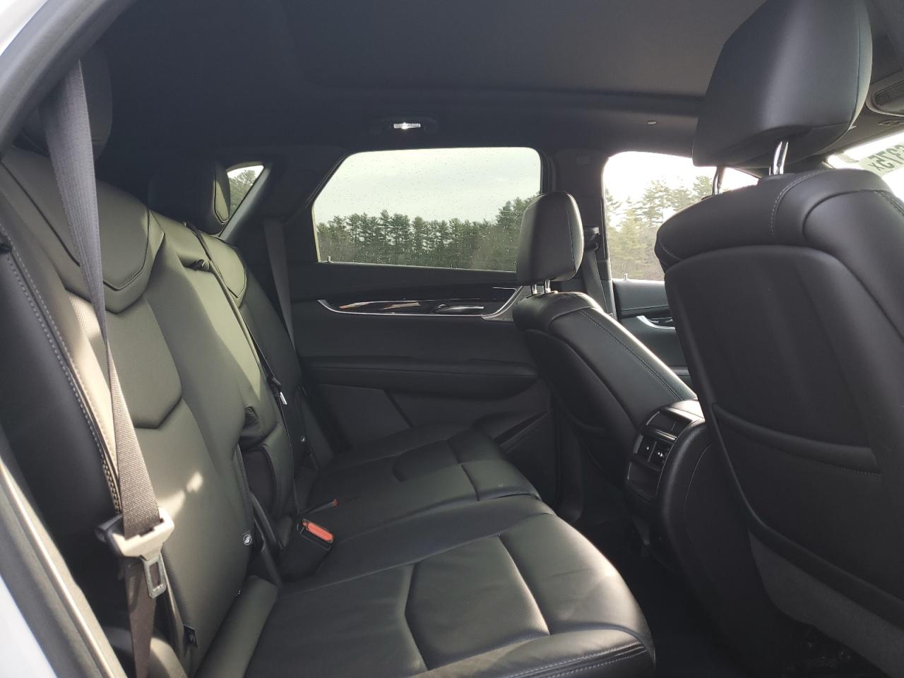 2020 Cadillac XT5 - Image 11