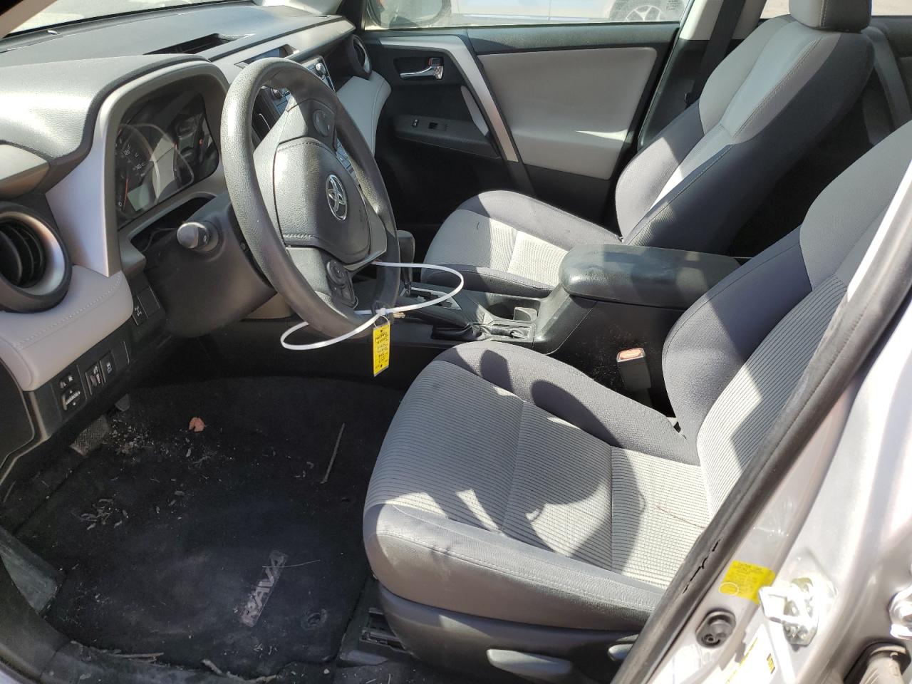 2014 Toyota RAV 4 - Image 7