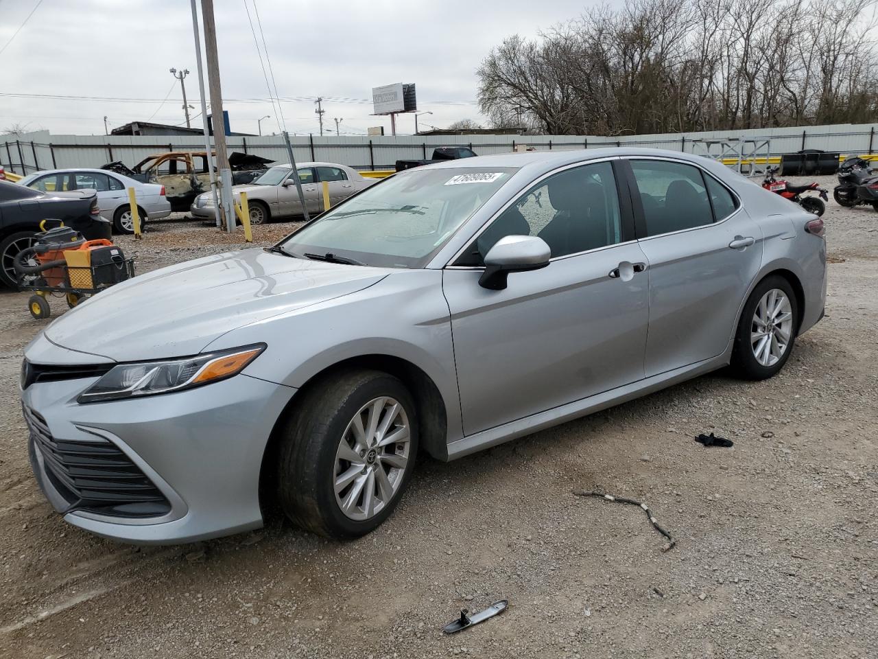 2021 Toyota Camry Le for Sale in Oklahoma City, OK - Side