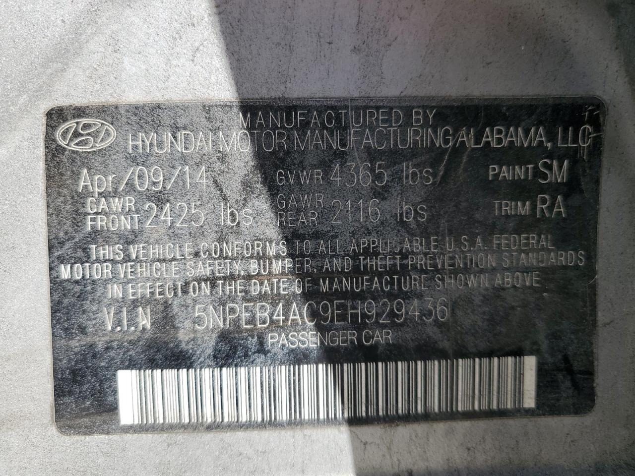2014 Hyundai Sonata - Image 12
