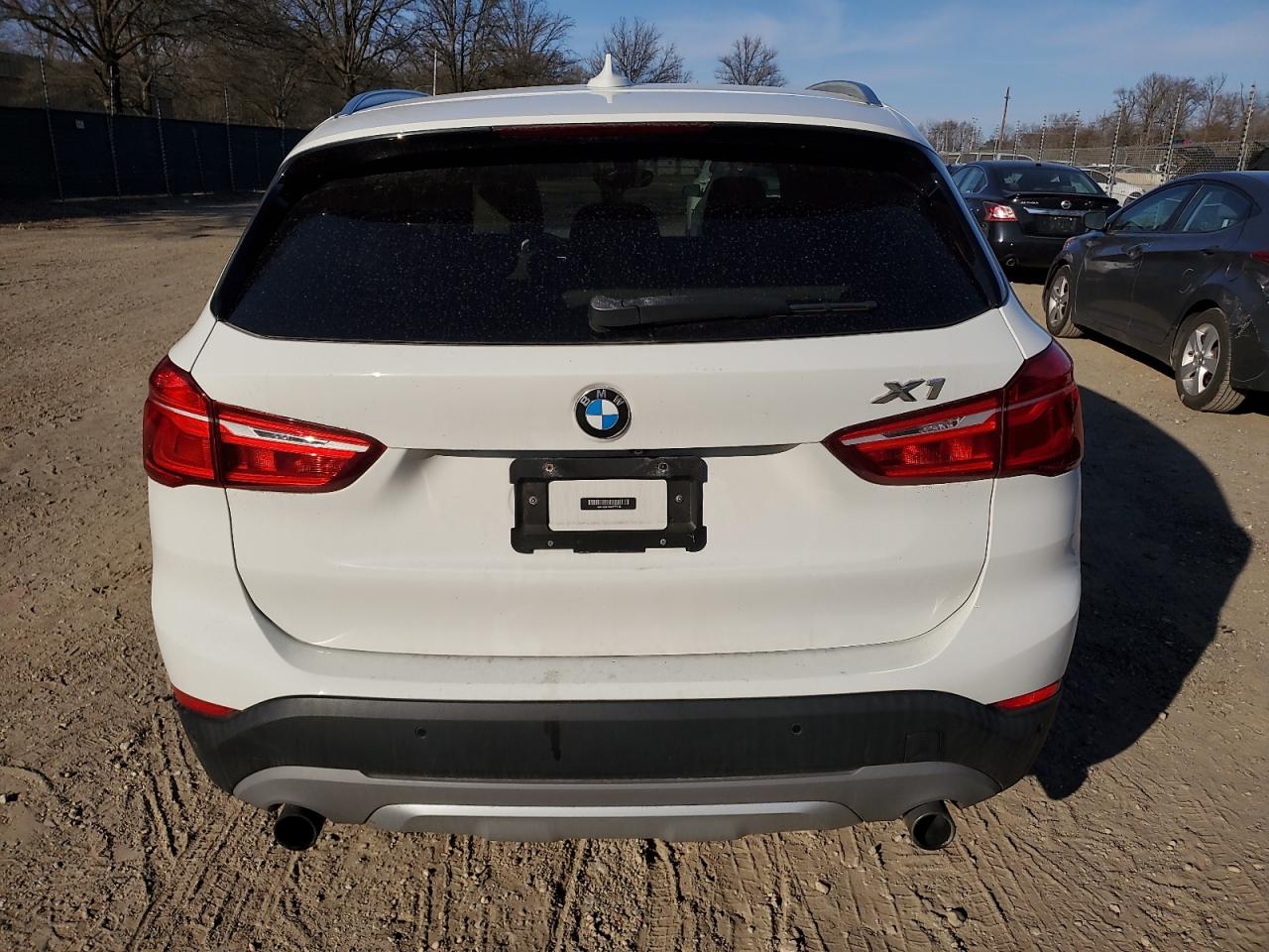 2017 BMW X1 - Image 6