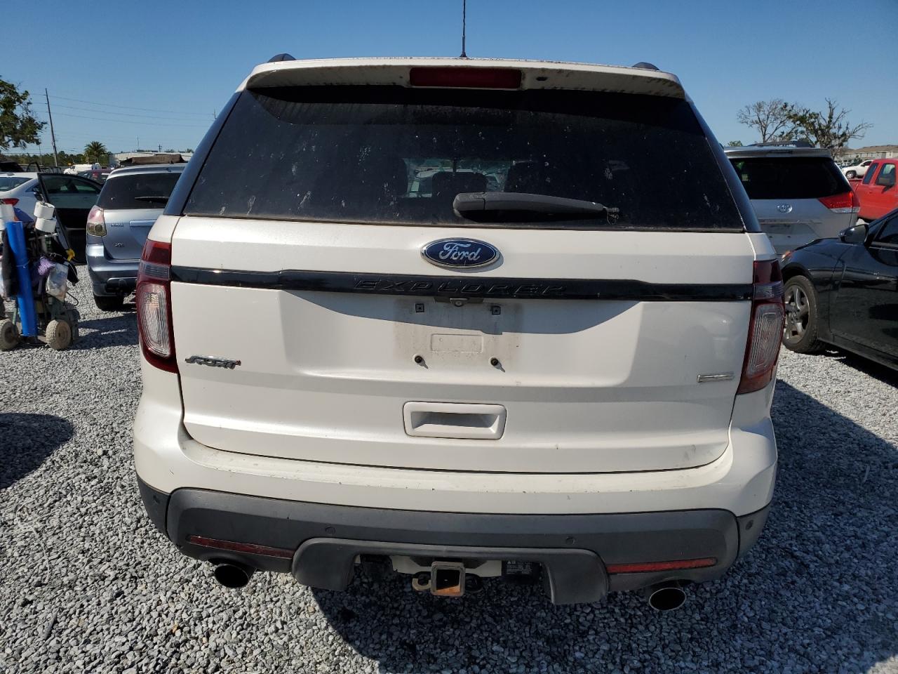 2015 Ford Explorer - Image 6