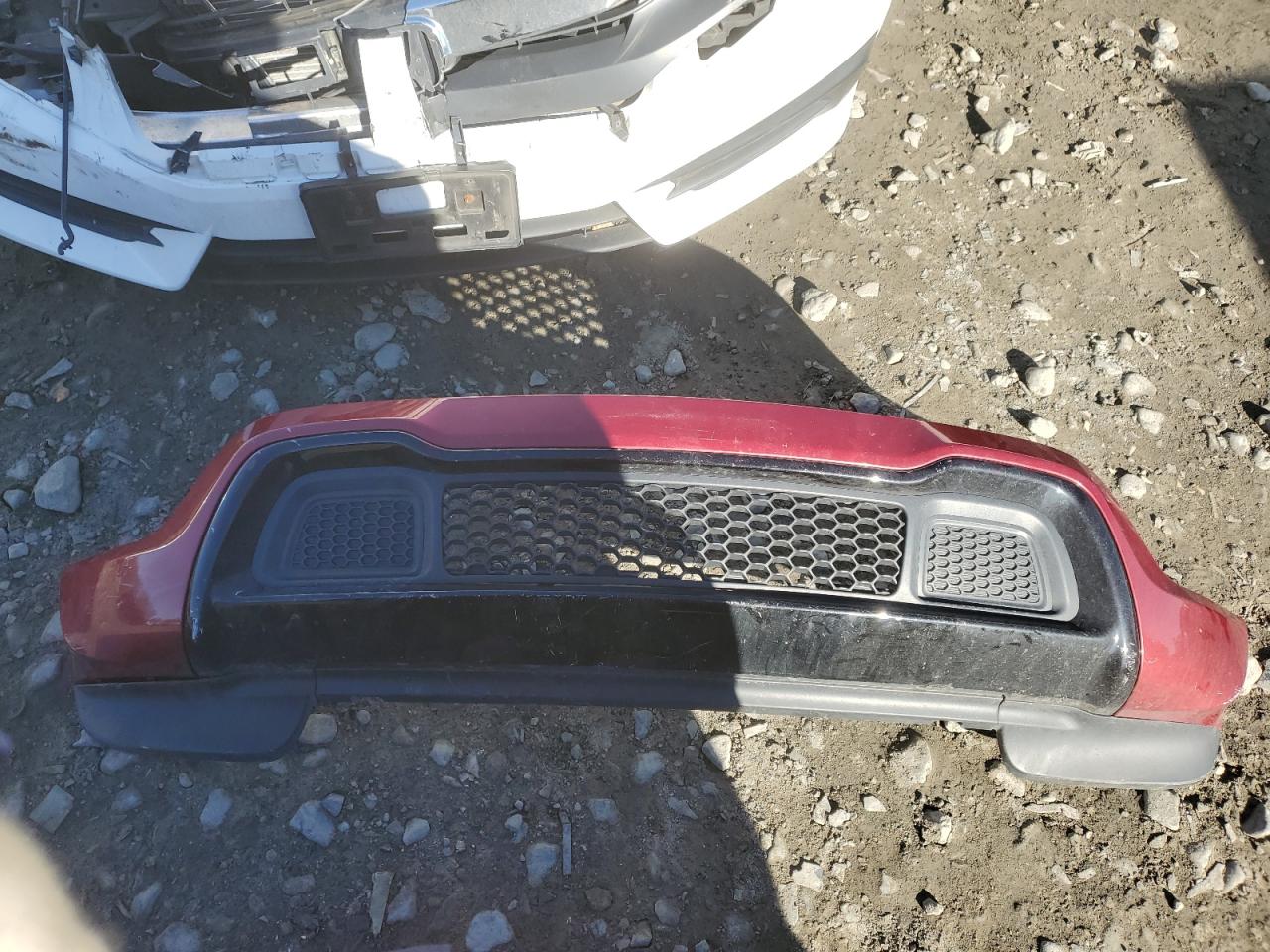 2015 Jeep Grand Cherokee - Image 13